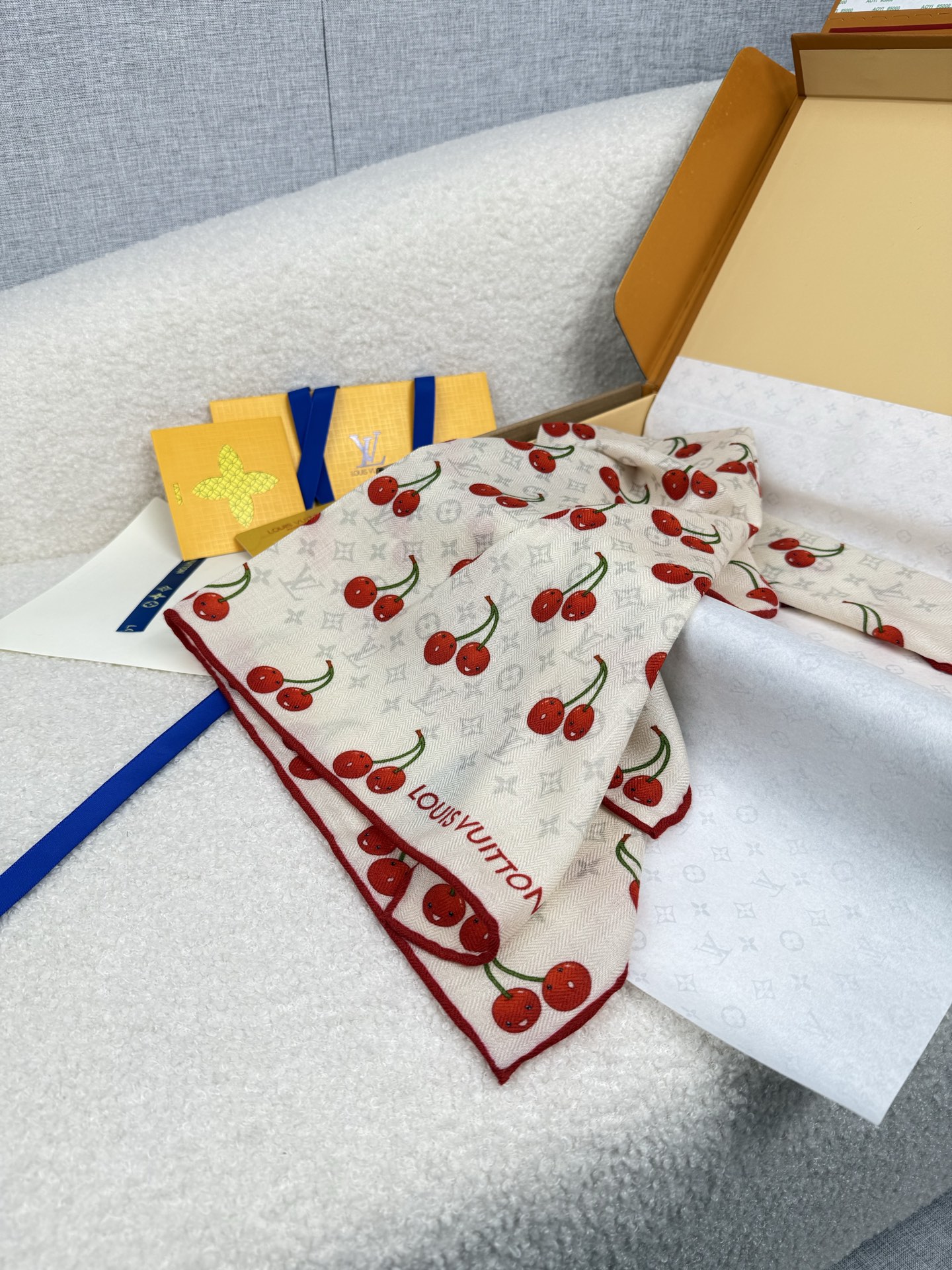 。L家。【lv&村上隆联名】真的敲好看‼️推荐💕顶级工艺超值‼️专柜爆款❗️立体呈现图案纹路实物档次极高