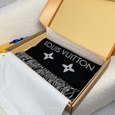 P。L家。专柜新色❗️有 Louis Vuitton字样新品!【驴家新款专柜-双面羊毛围巾】180*30cm,100%羊 P。L家。专柜新色❗️有 Louis Vuitton字样新品!【驴家新款专柜-双面羊毛围巾】180*30cm,100%羊