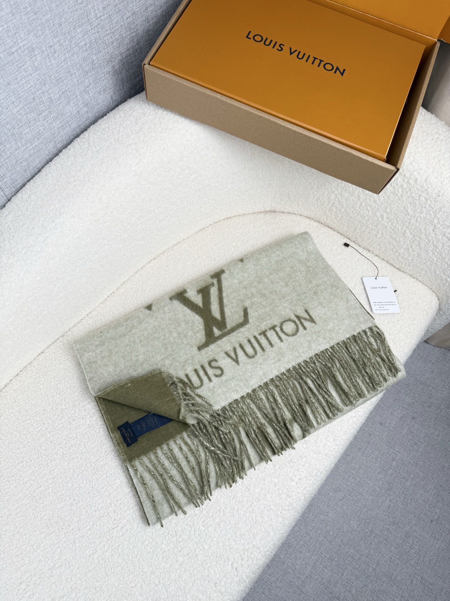 P。Louis Vuitton。【高版-抹茶绿】霍思燕同款披肩围巾两用！！驴家经典之作！欧美中东国际各大