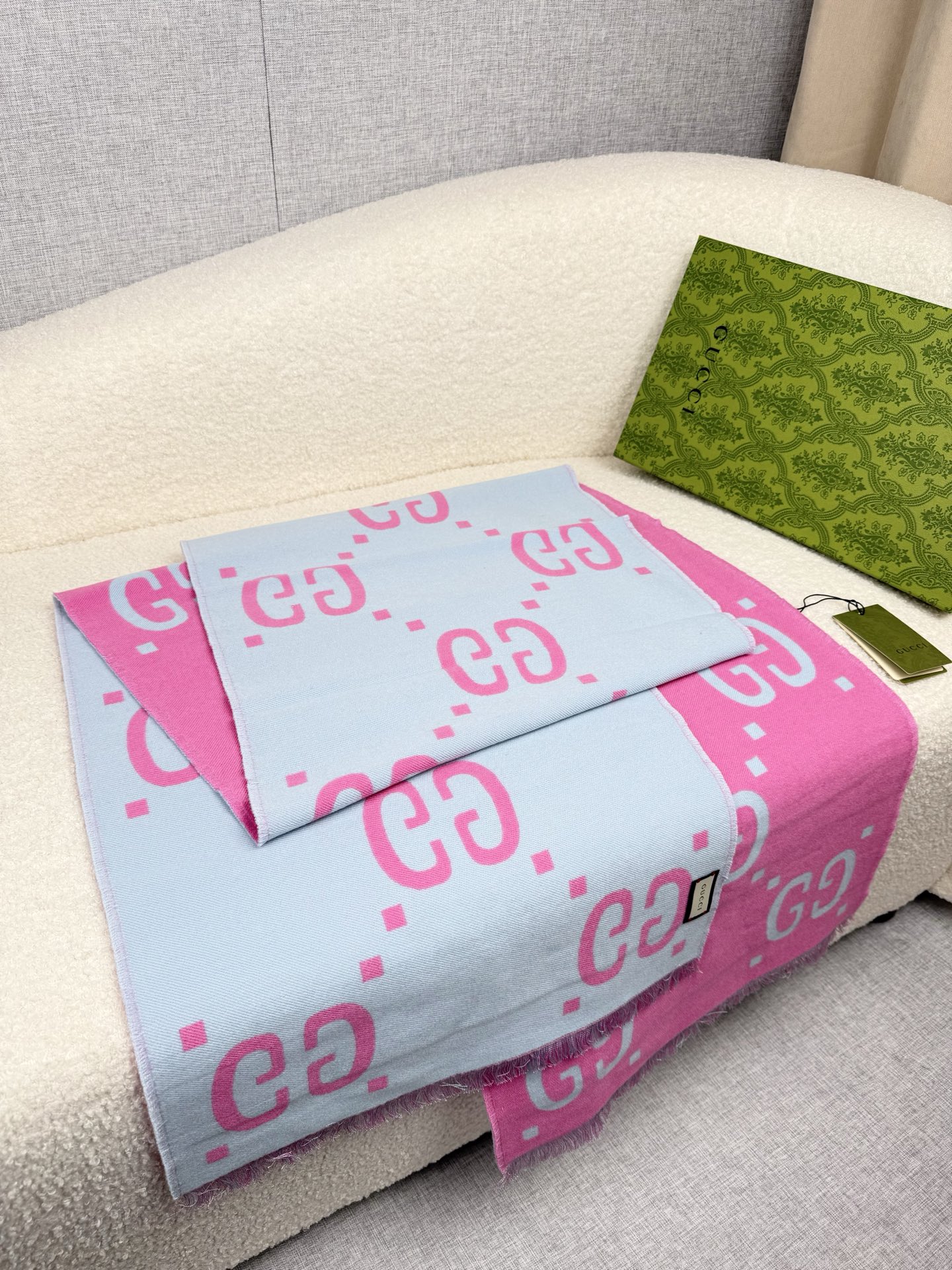 P。G家。【市场最高版本！！】【▪️Gu必入。人手一条】专柜的大爆款~就喜欢这种GG腔调！价格超级给力，