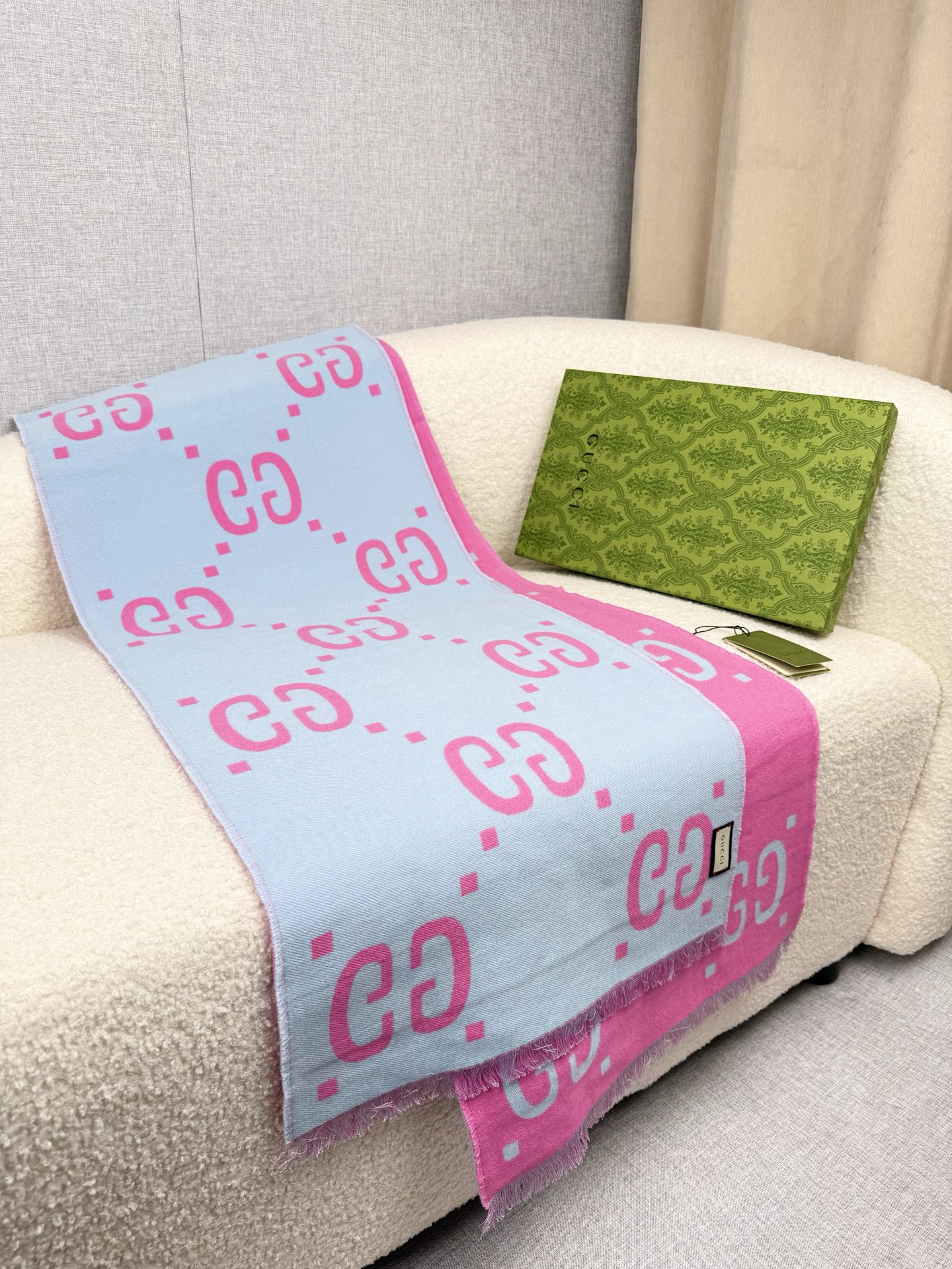 P。G家。【市场最高版本！！】【▪️Gu必入。人手一条】专柜的大爆款~就喜欢这种GG腔调！价格超级给力，