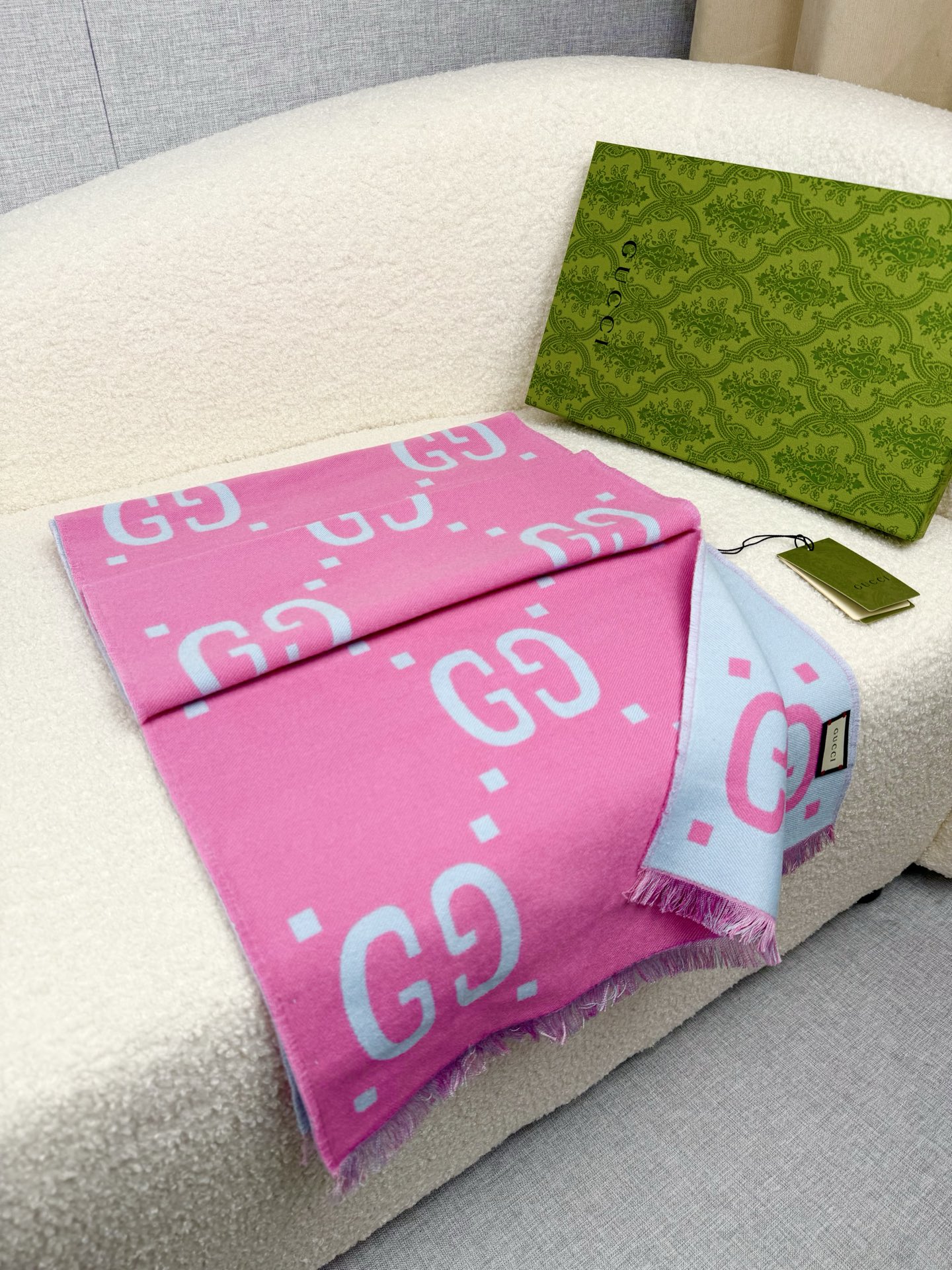 P。G家。【市场最高版本！！】【▪️Gu必入。人手一条】专柜的大爆款~就喜欢这种GG腔调！价格超级给力，