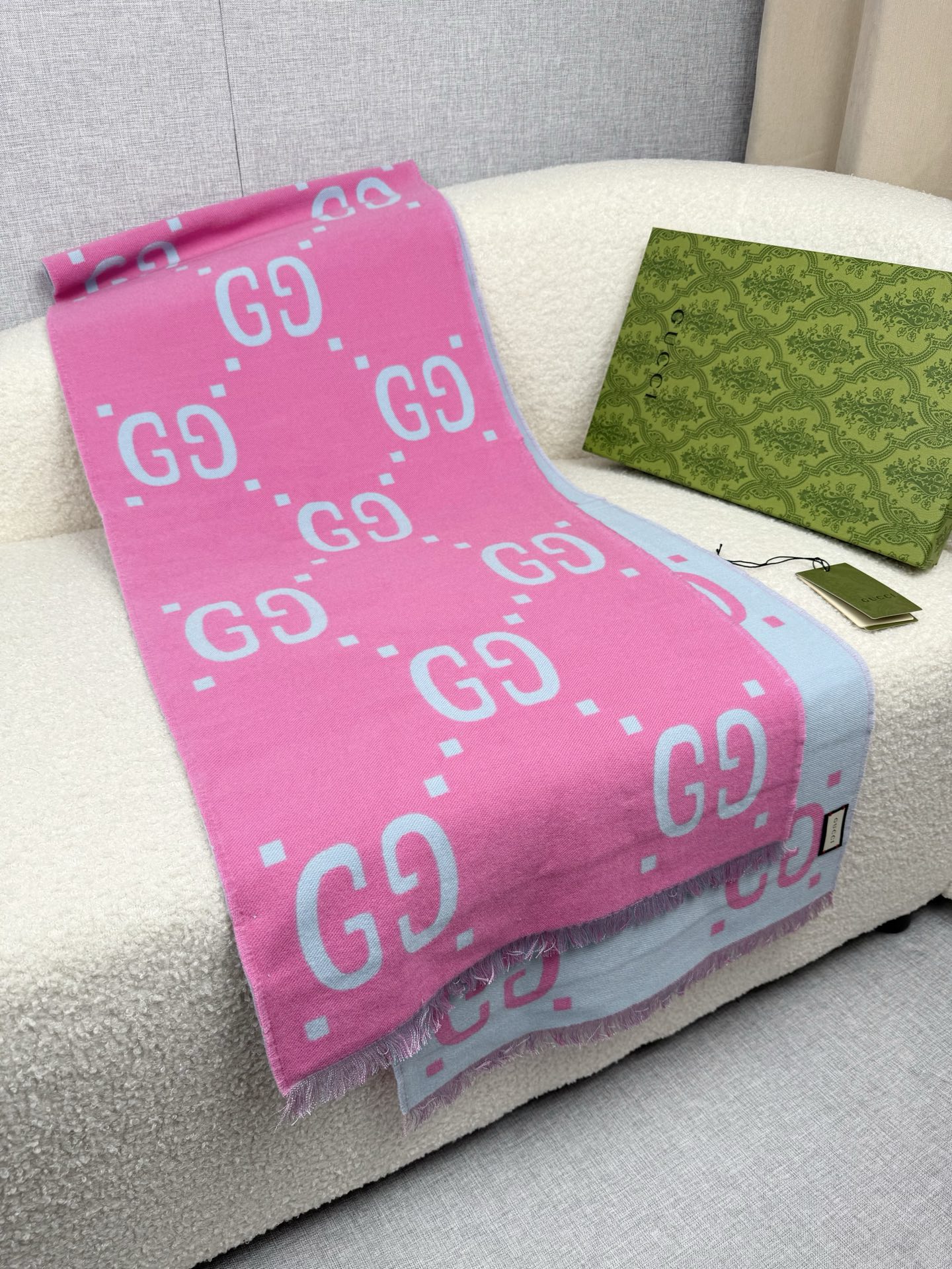 P。G家。【市场最高版本！！】【▪️Gu必入。人手一条】专柜的大爆款~就喜欢这种GG腔调！价格超级给力，