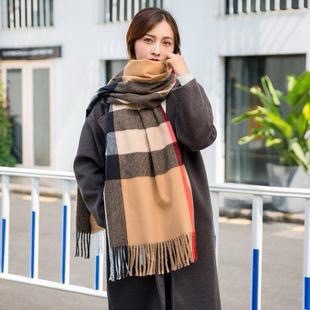 P。burberry。永不过时的万年款，巴宝莉经典【大格披肩】品质手感好到不行！羊毛加羊绒！！高尖端产物