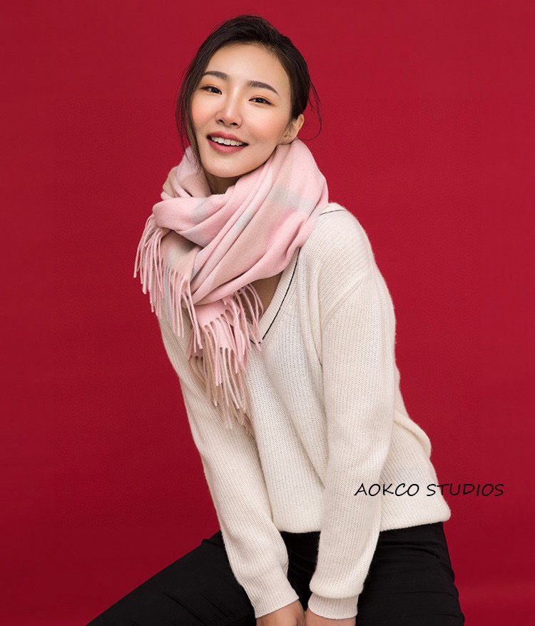 P。burberry。永不过时的万年款，巴宝莉经典【大格披肩】品质手感好到不行！羊毛加羊绒！！高尖端产物