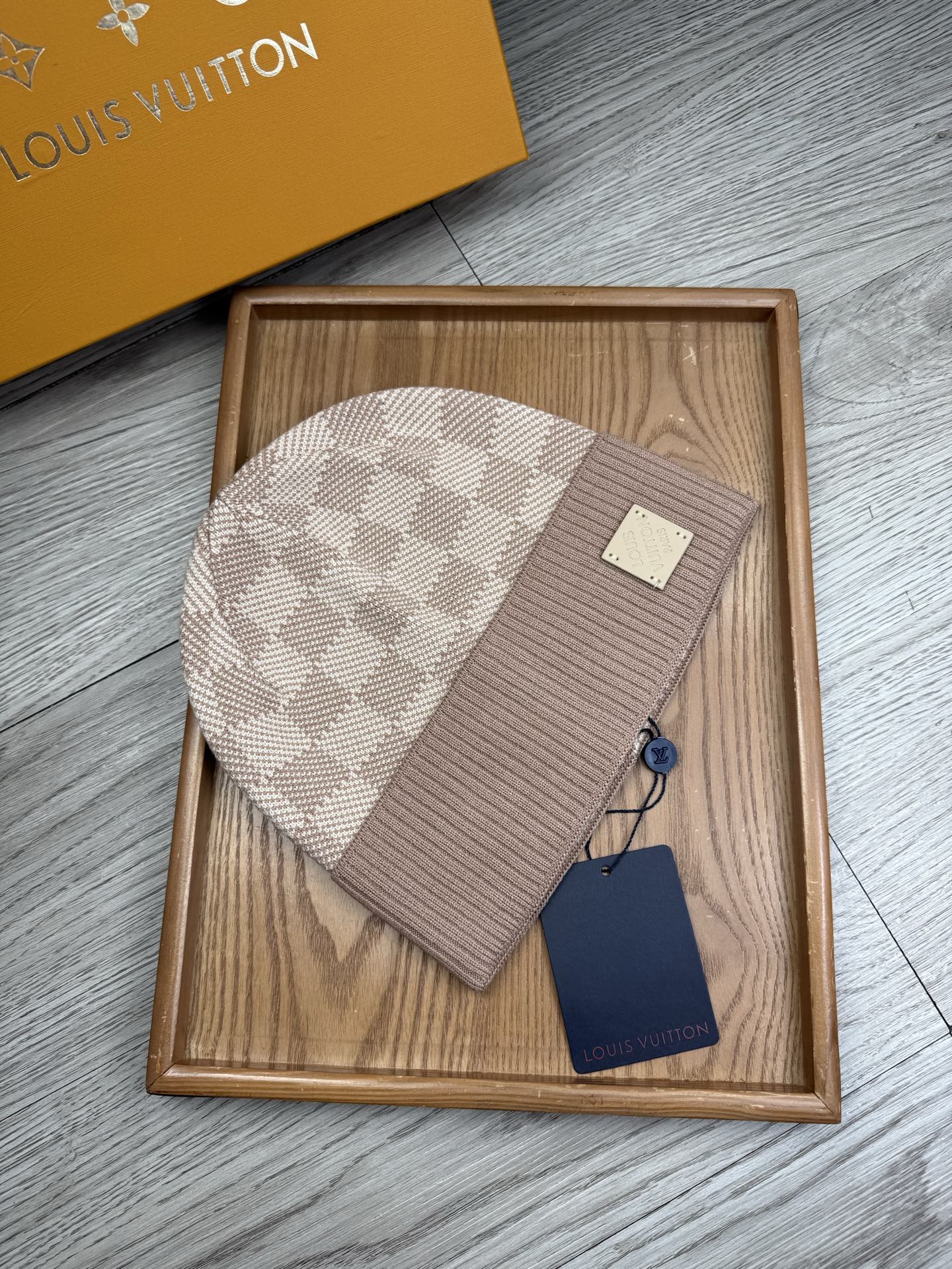 。L家。福利！【细毛线针织单帽】新款上架，特别实惠的一个系列帽子，面料：细毛线。密度紧致！毛线针织面料手