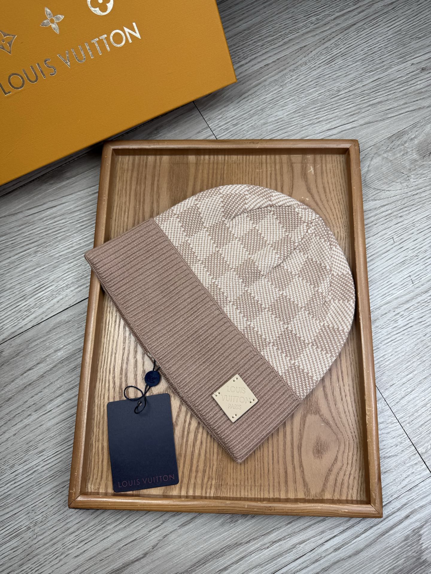 。L家。福利！【细毛线针织单帽】新款上架，特别实惠的一个系列帽子，面料：细毛线。密度紧致！毛线针织面料手