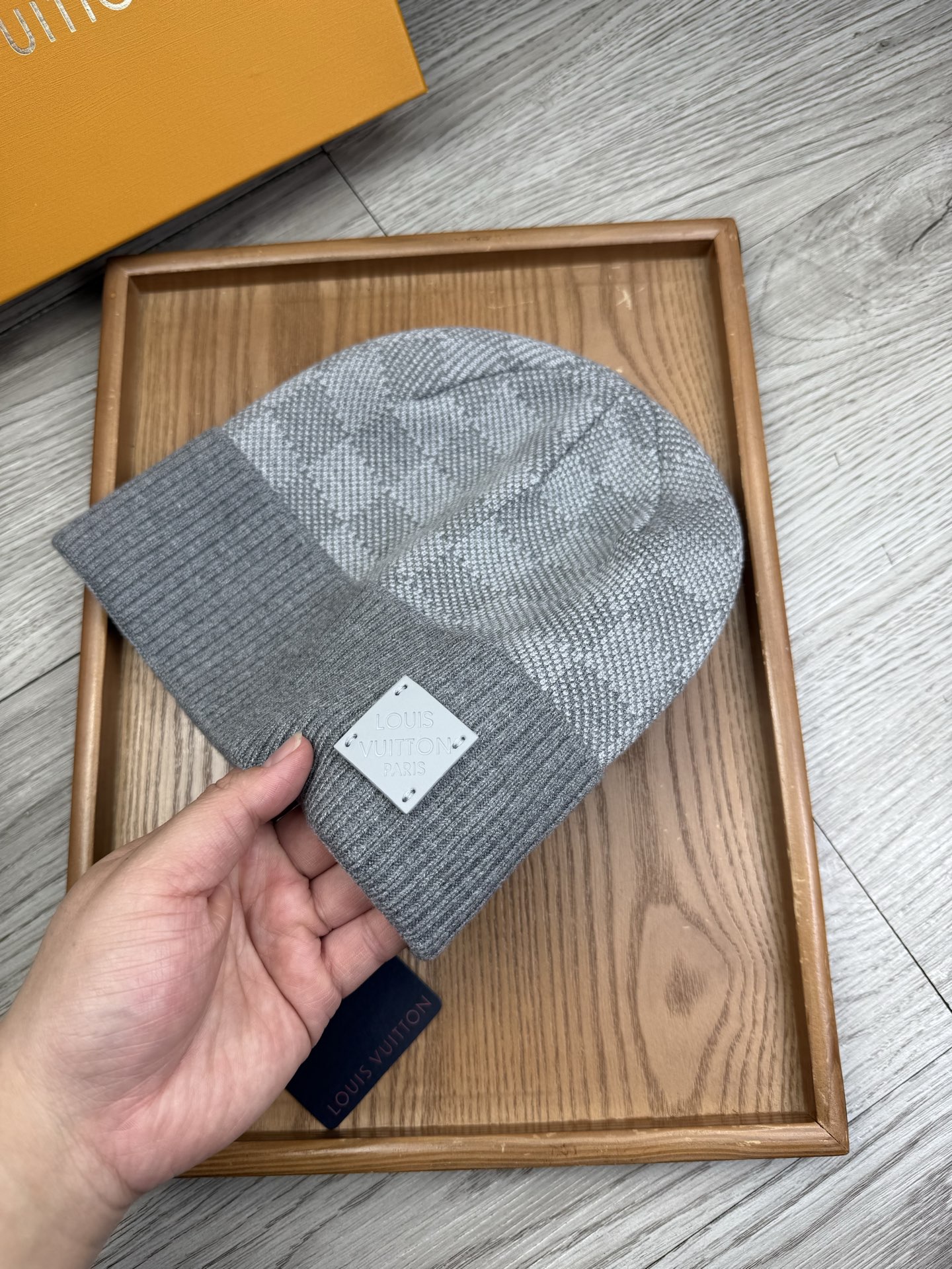 。L家。福利！【细毛线针织单帽】新款上架，特别实惠的一个系列帽子，面料：细毛线。密度紧致！毛线针织面料手