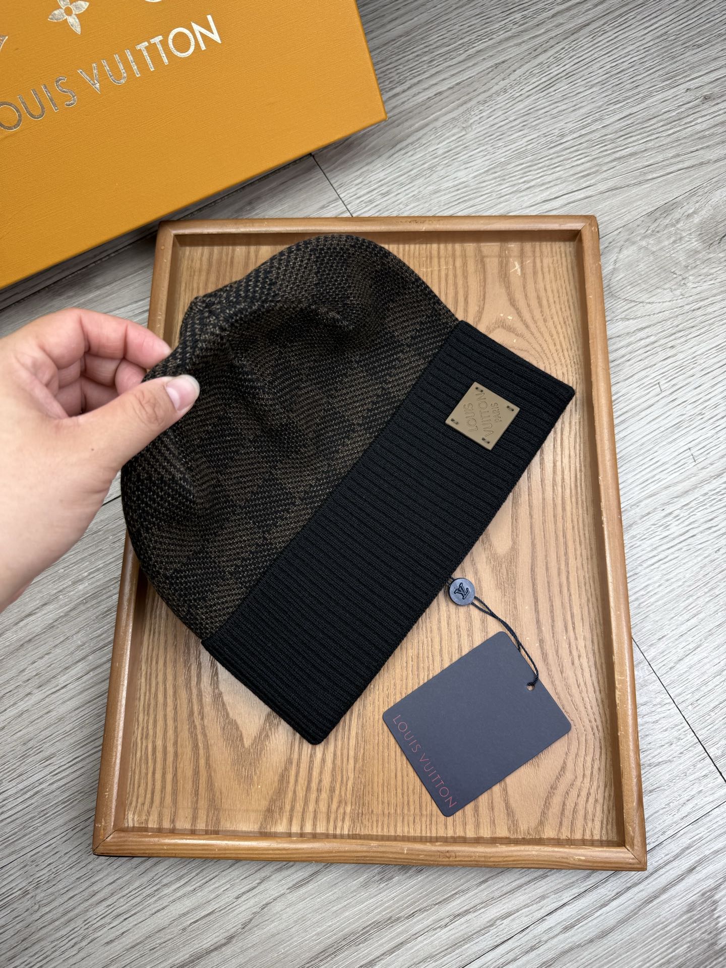 。L家。福利！【细毛线针织单帽】新款上架，特别实惠的一个系列帽子，面料：细毛线。密度紧致！毛线针织面料手