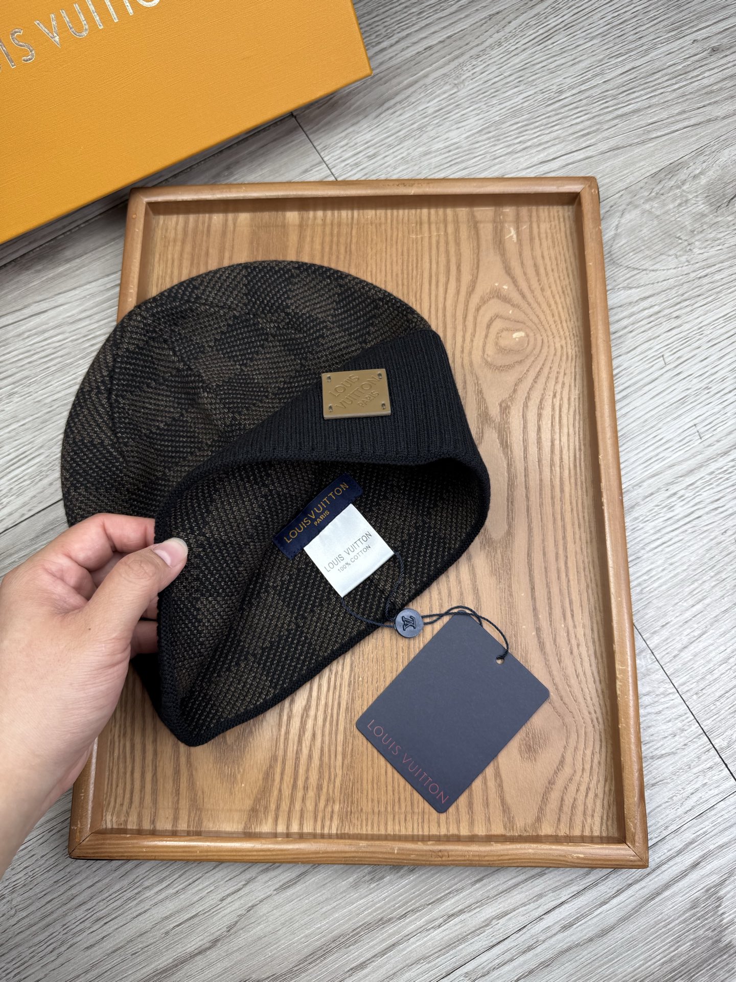 。L家。福利！【细毛线针织单帽】新款上架，特别实惠的一个系列帽子，面料：细毛线。密度紧致！毛线针织面料手