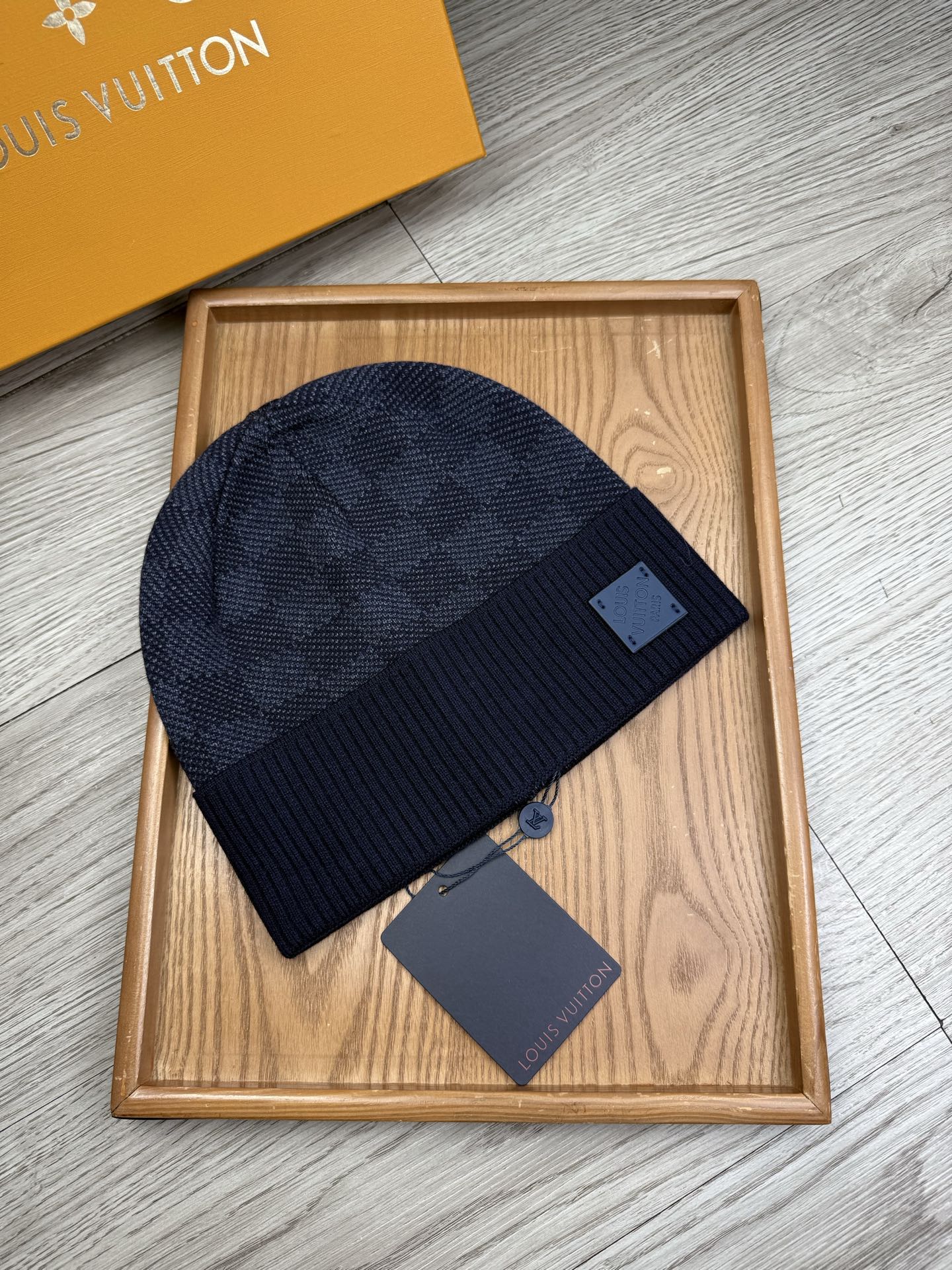 。L家。福利！【细毛线针织单帽】新款上架，特别实惠的一个系列帽子，面料：细毛线。密度紧致！毛线针织面料手