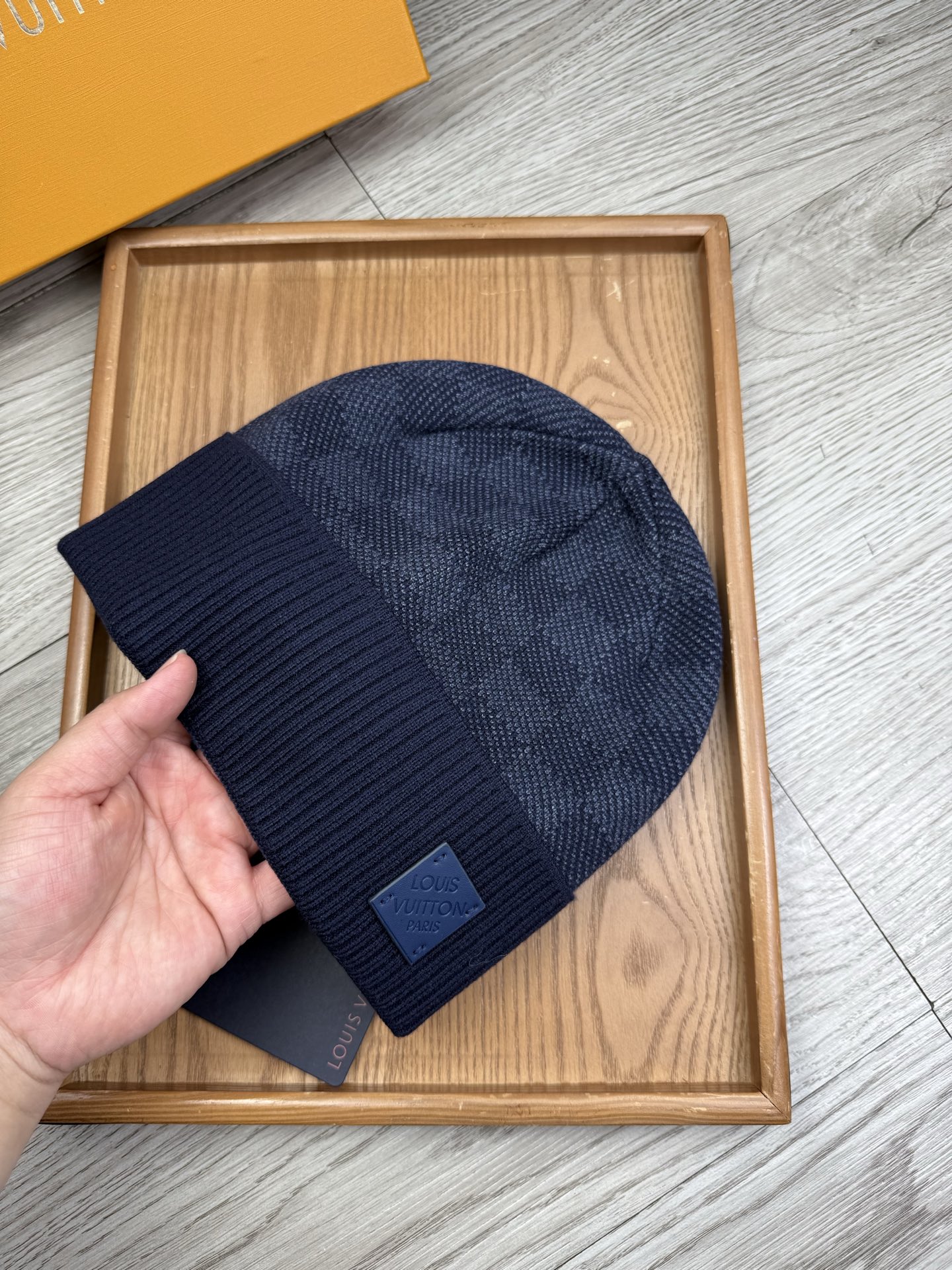 。L家。福利！【细毛线针织单帽】新款上架，特别实惠的一个系列帽子，面料：细毛线。密度紧致！毛线针织面料手