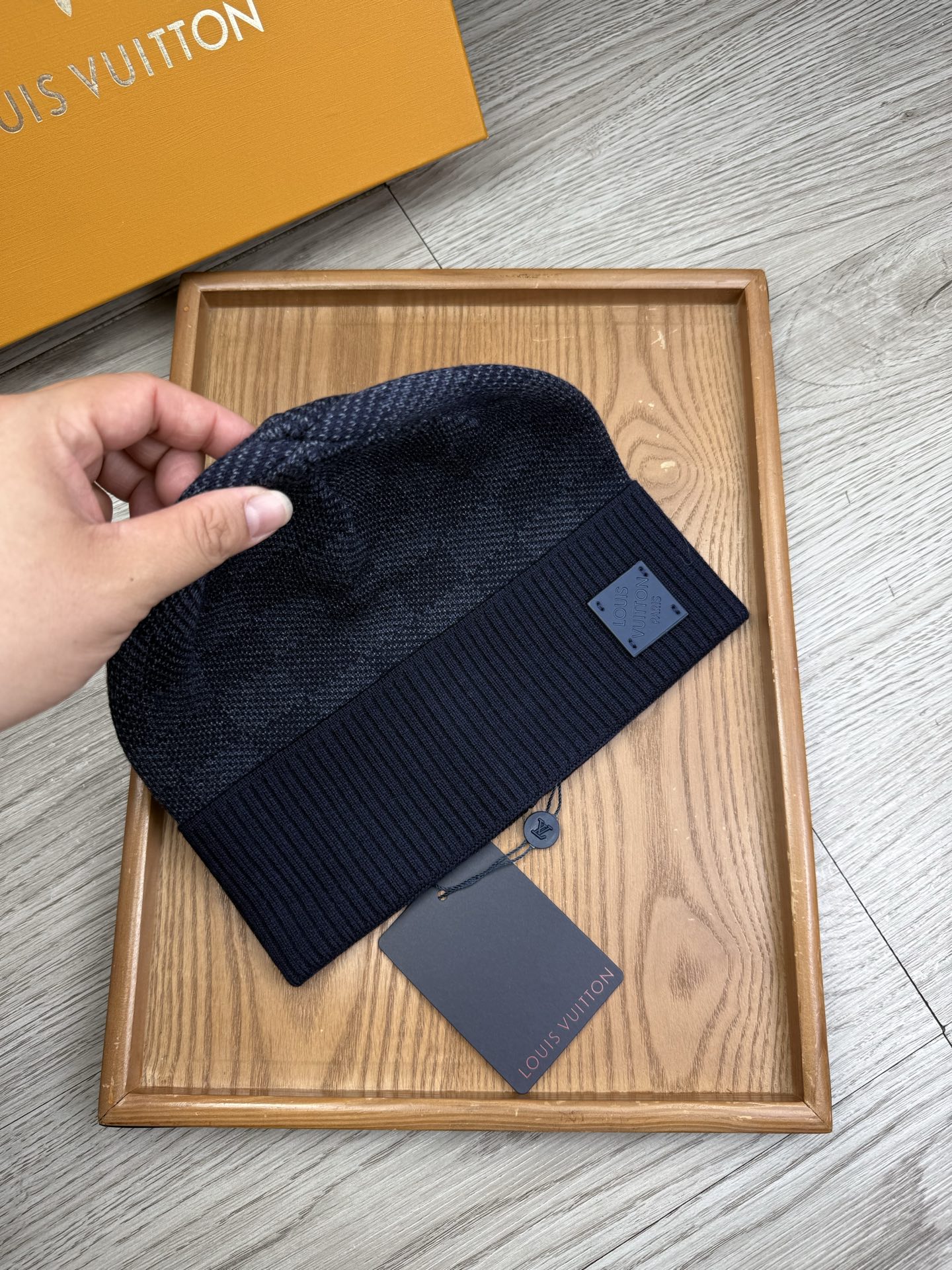 。L家。福利！【细毛线针织单帽】新款上架，特别实惠的一个系列帽子，面料：细毛线。密度紧致！毛线针织面料手