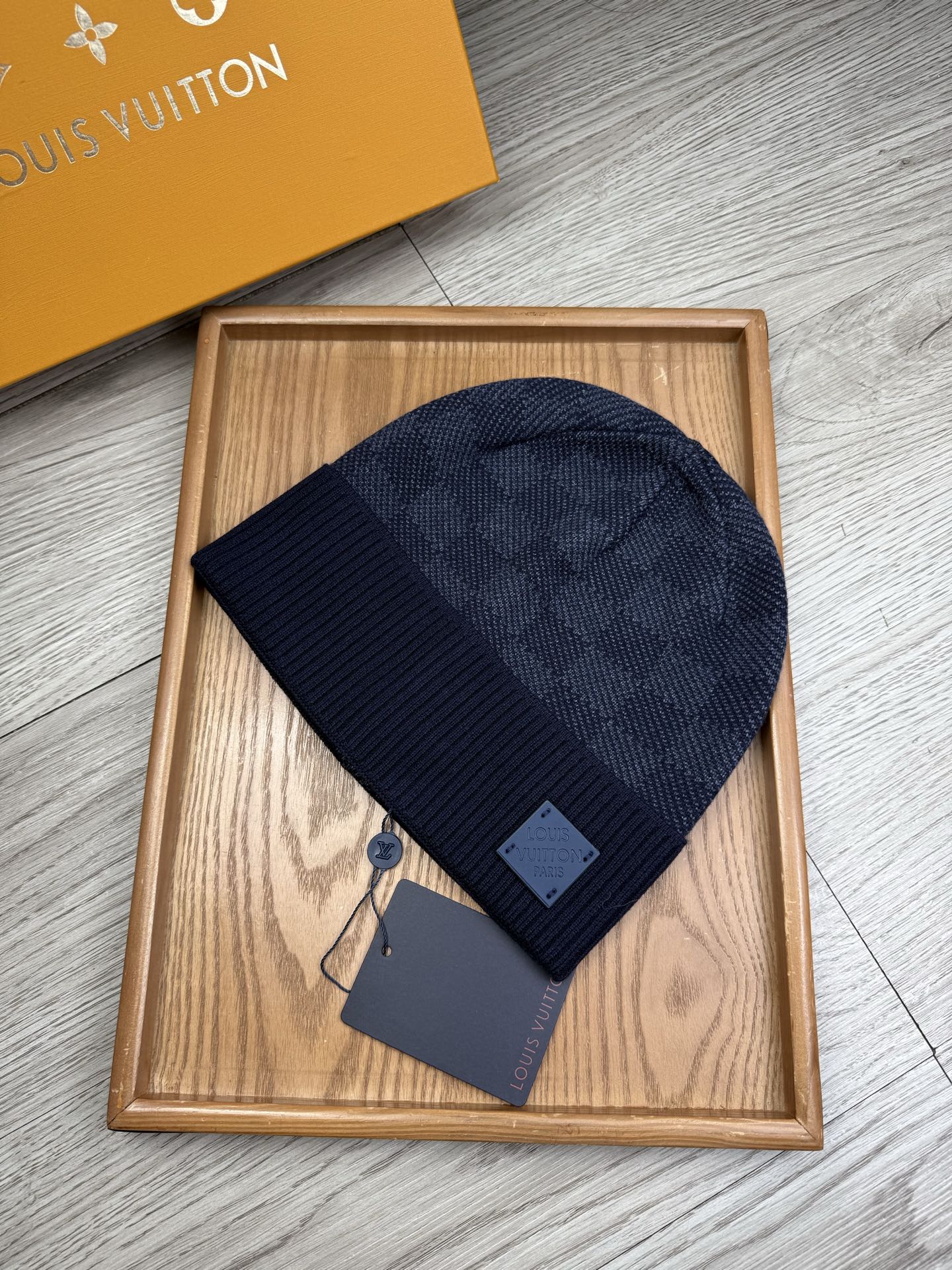 。L家。福利！【细毛线针织单帽】新款上架，特别实惠的一个系列帽子，面料：细毛线。密度紧致！毛线针织面料手