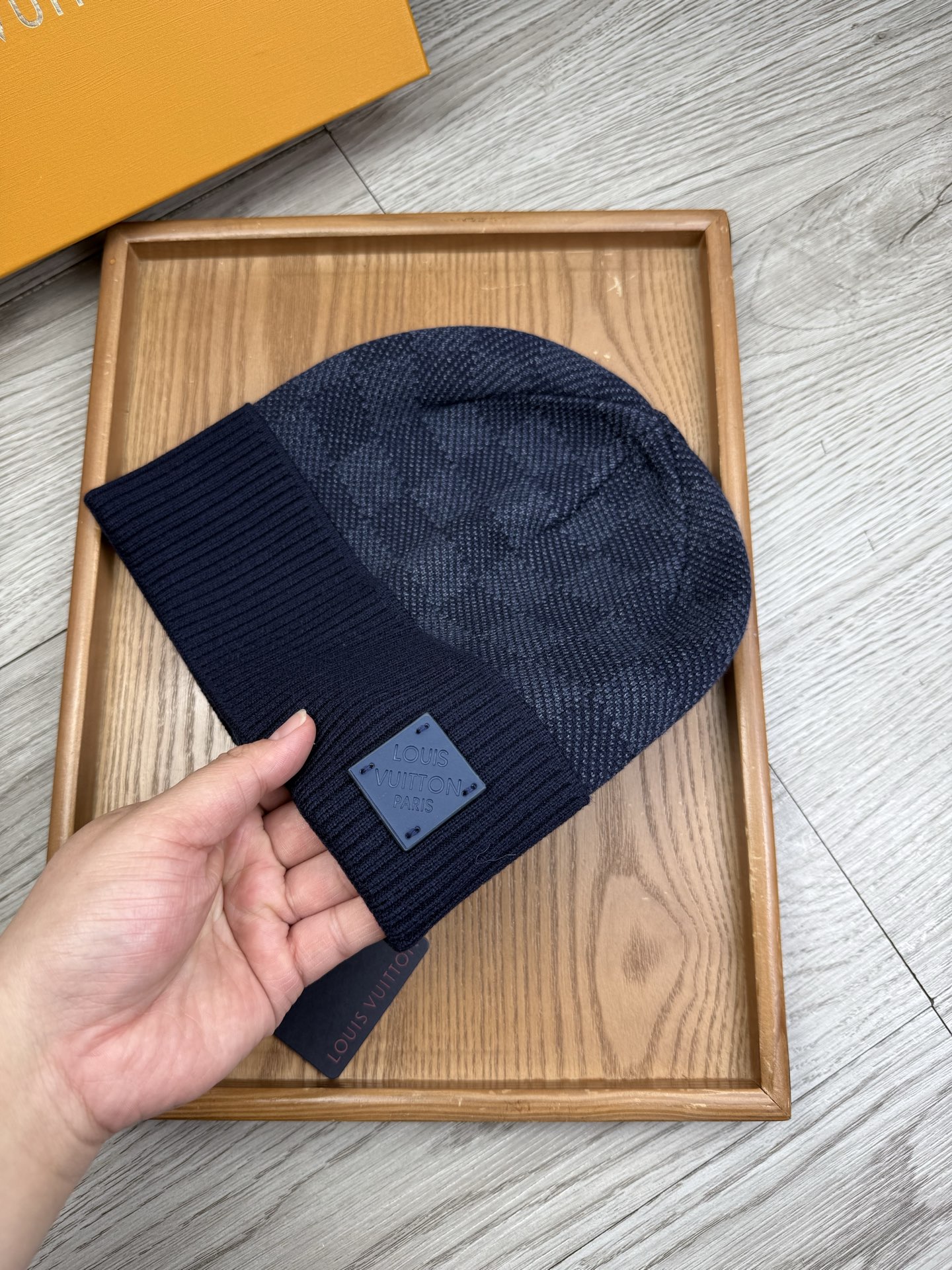 。L家。福利！【细毛线针织单帽】新款上架，特别实惠的一个系列帽子，面料：细毛线。密度紧致！毛线针织面料手