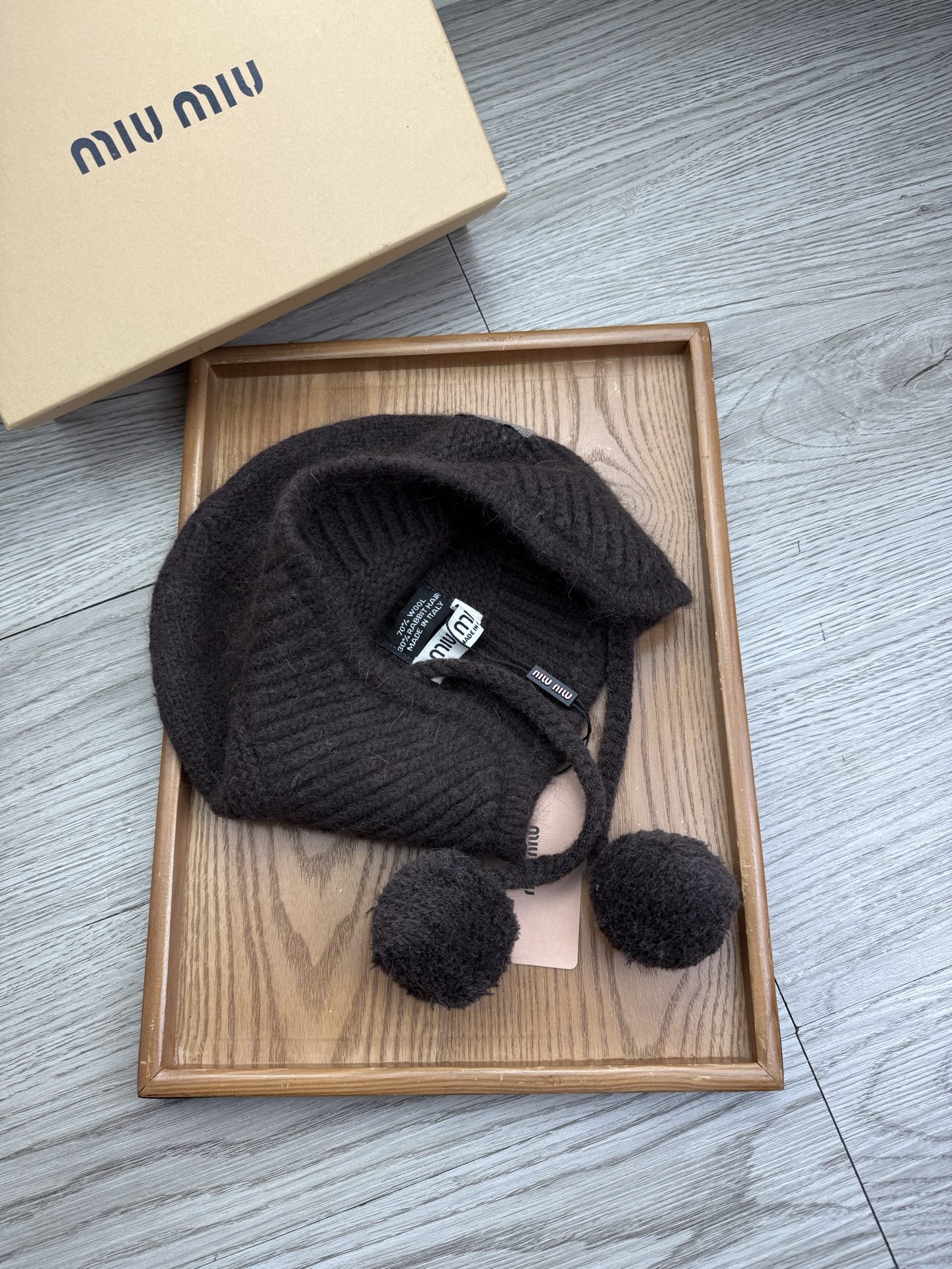 。miumiu。【羊毛单帽】客供小羊毛！珍贵典藏的灵魂帽子！客供色纱.每个颜色都非常好看！经典！手感软腻