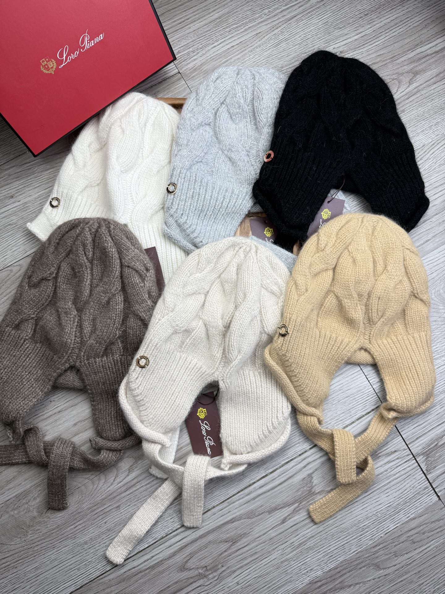 。LP。【羊毛单帽】客供小羊毛！珍贵典藏的灵魂帽子！客供色纱.每个颜色都非常好看！经典！手感软腻.70%