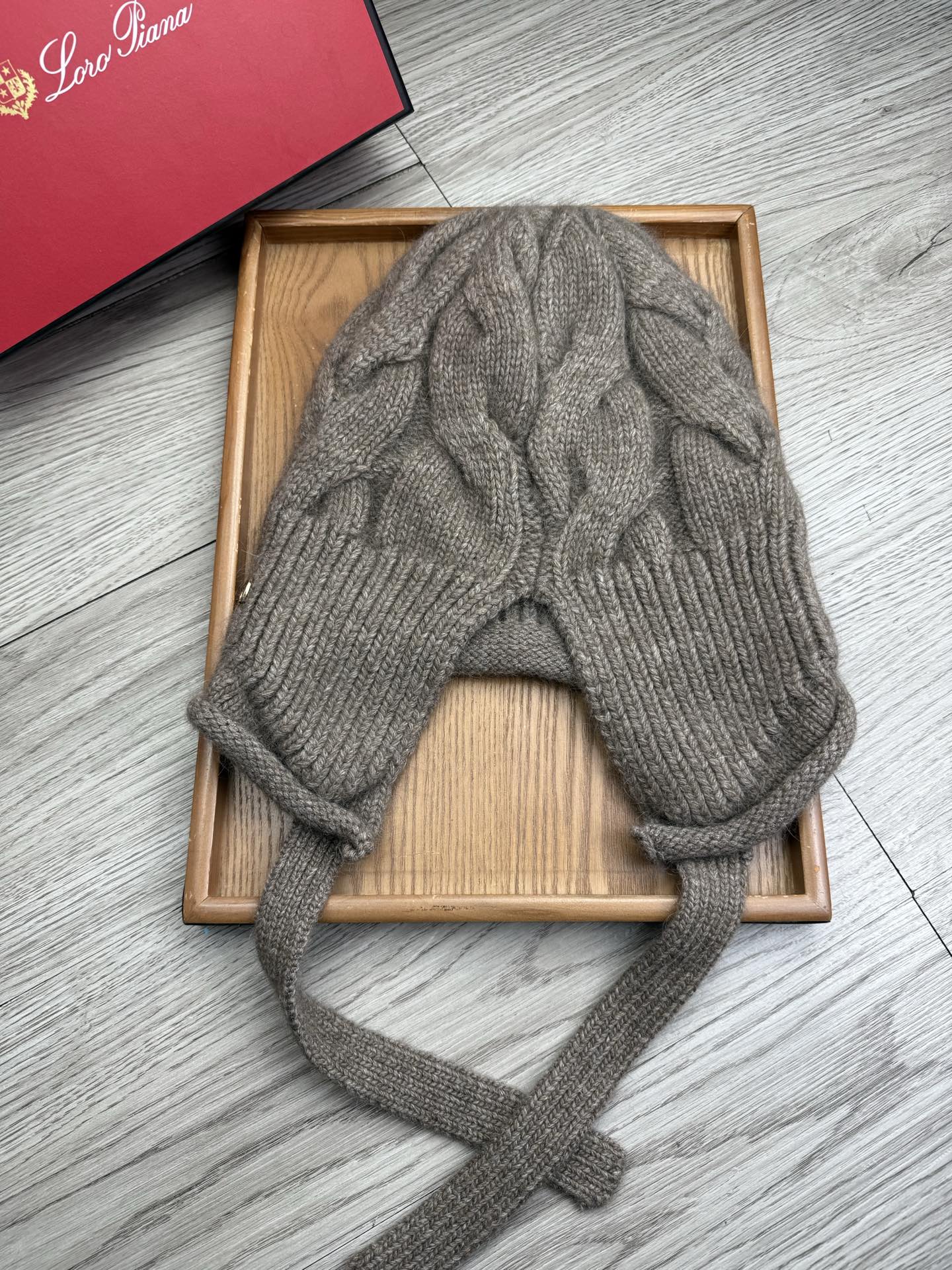 。LP。【羊毛单帽】客供小羊毛！珍贵典藏的灵魂帽子！客供色纱.每个颜色都非常好看！经典！手感软腻.70%