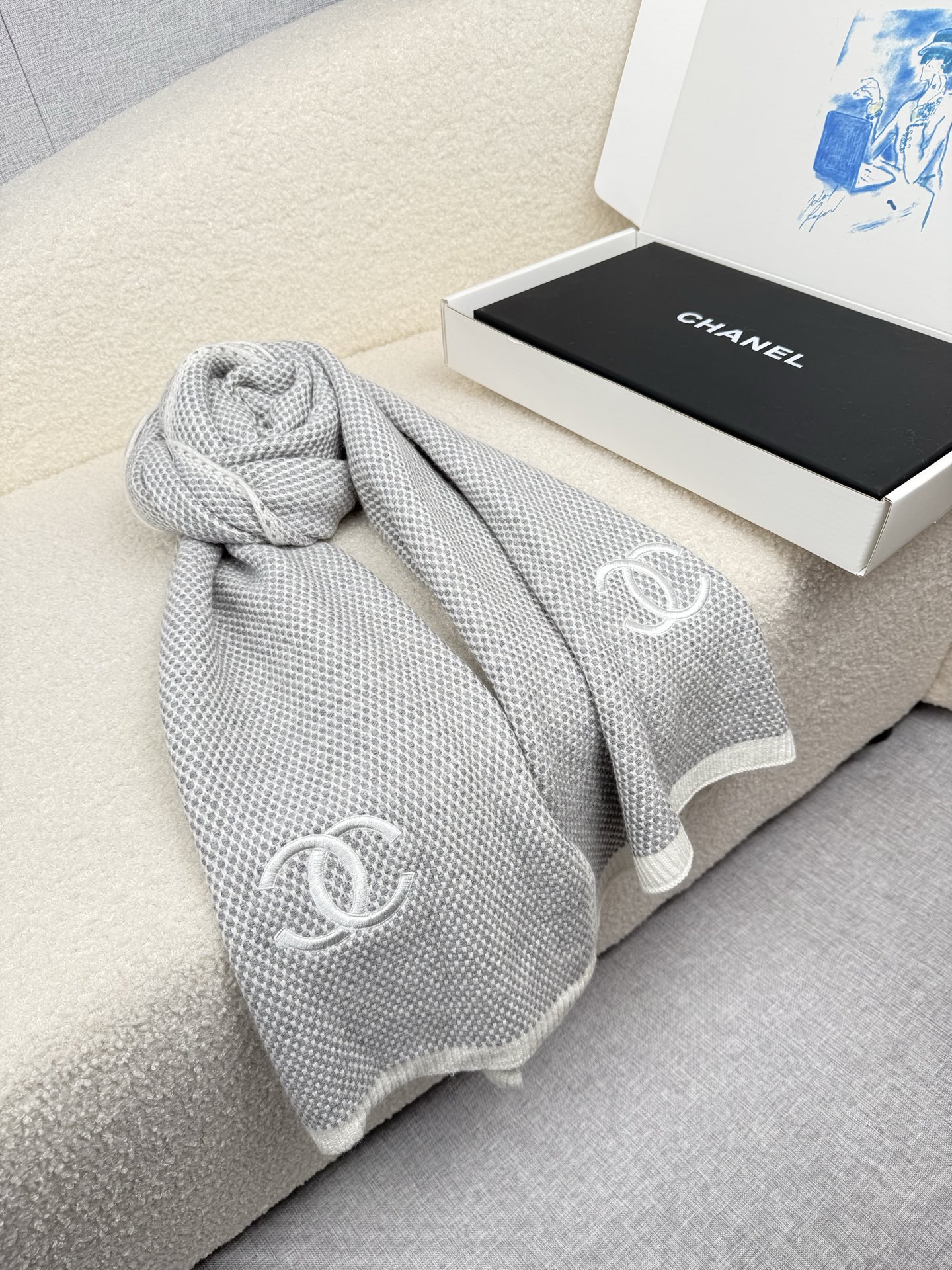 。C家。网红刘钰懿同款！真的超级气质百搭的设计~经典菱格纹元素再现，香家专属的风格！双coco lady