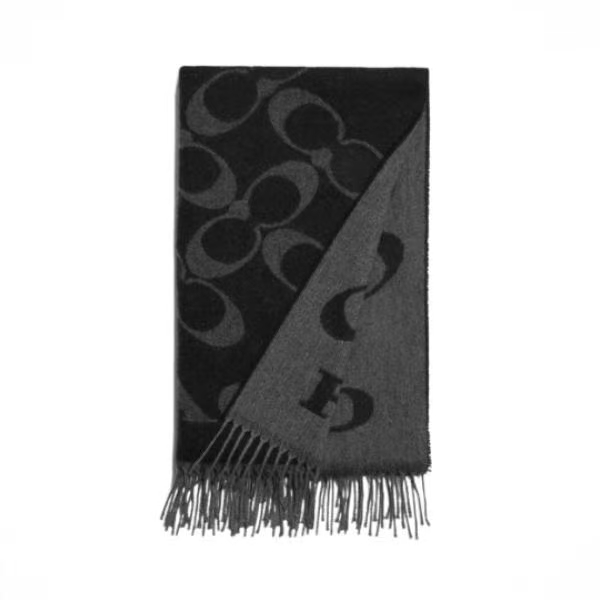 P。蔻驰。【高版】Coach经典C logo双面披肩也太好看了吧！不仅有颜值还有品质，97%羊毛+3%羊