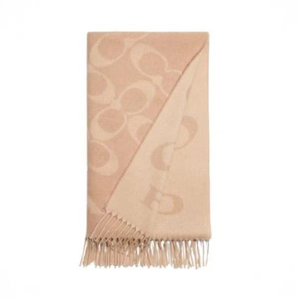 P。蔻驰。【高版】Coach经典C logo双面披肩也太好看了吧！不仅有颜值还有品质，97%羊毛+3%羊