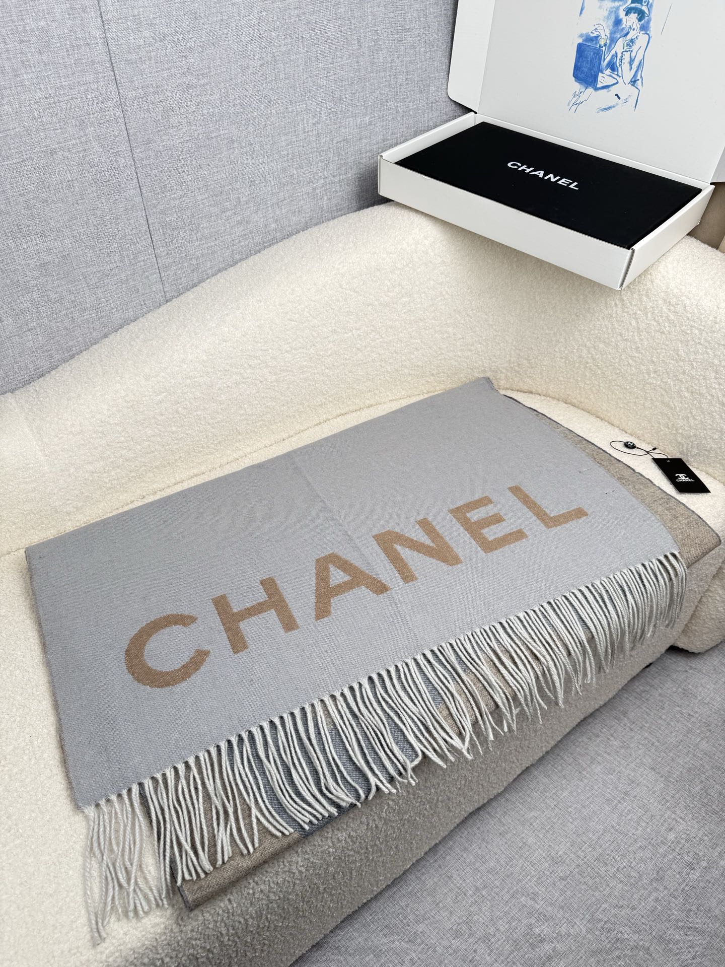 ￥。CHANEL。️超级大福利！【年轻时髦范儿！香粉看过来~】同步专柜！Chan*l 最新秋冬羊绒款，真