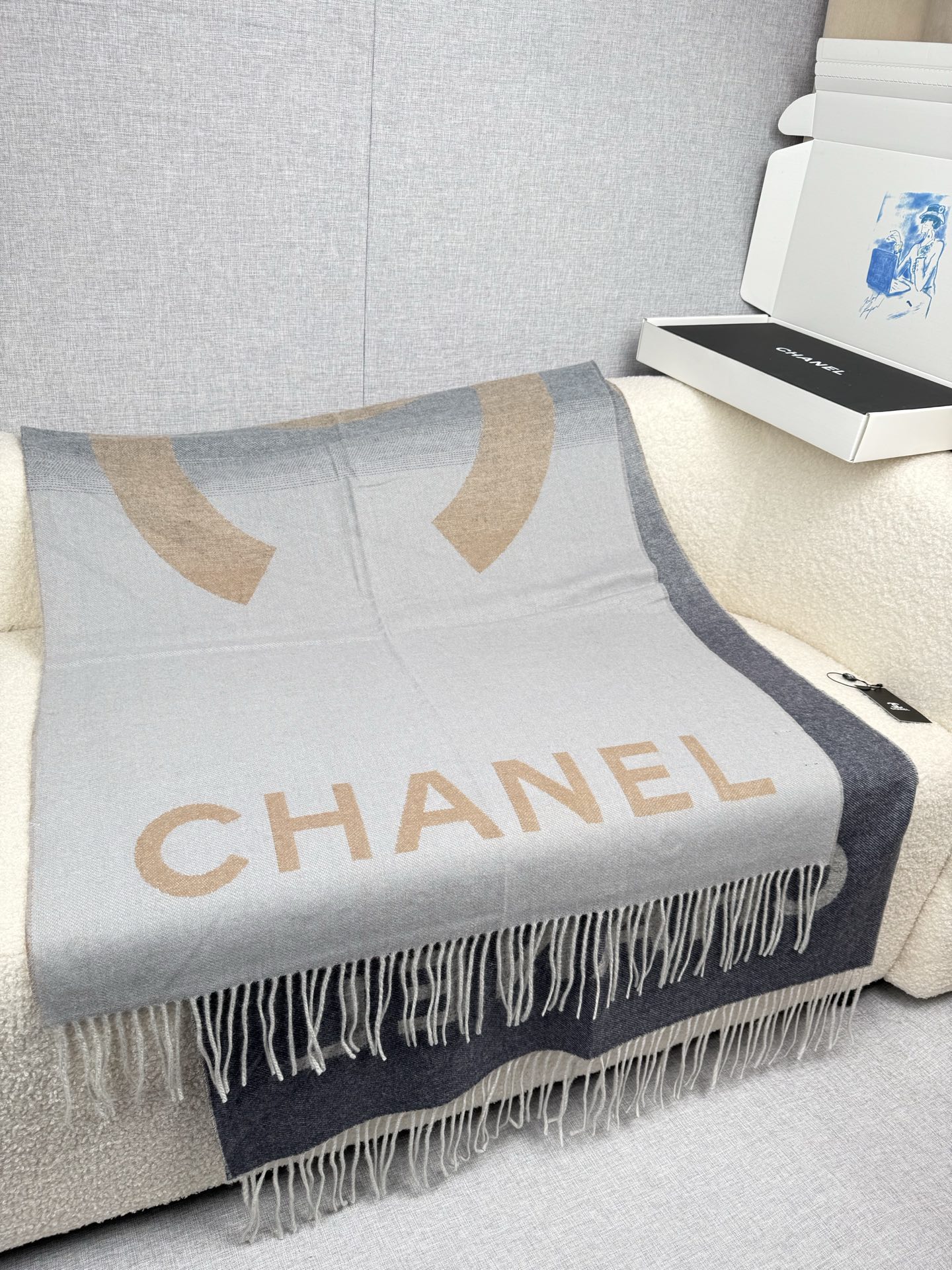 ￥。CHANEL。️超级大福利！【年轻时髦范儿！香粉看过来~】同步专柜！Chan*l 最新秋冬羊绒款，真