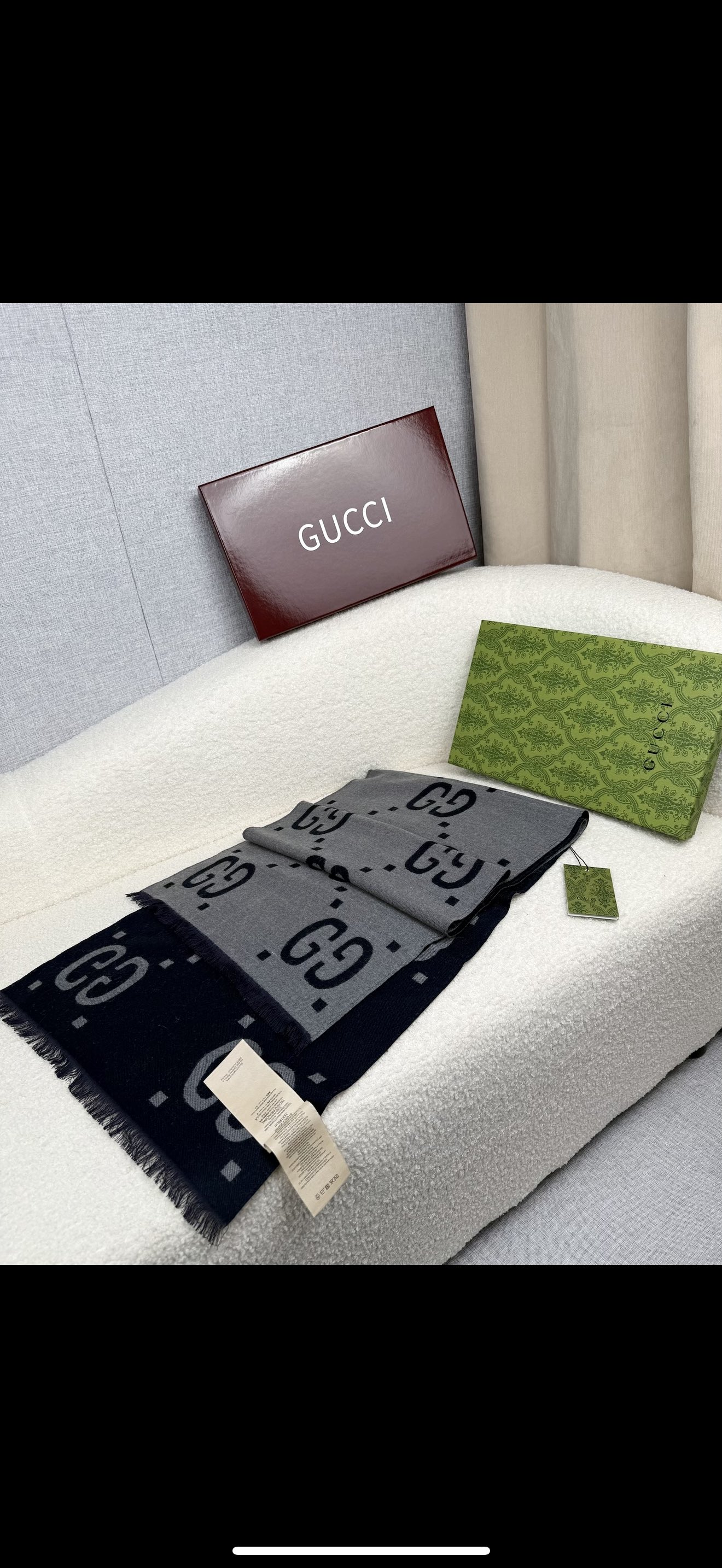 ￥。G家。大G*专柜的大爆款~就喜欢这种GG腔调！价格超级给力，福利推荐！！专柜售价近4k＋！面料是强捻