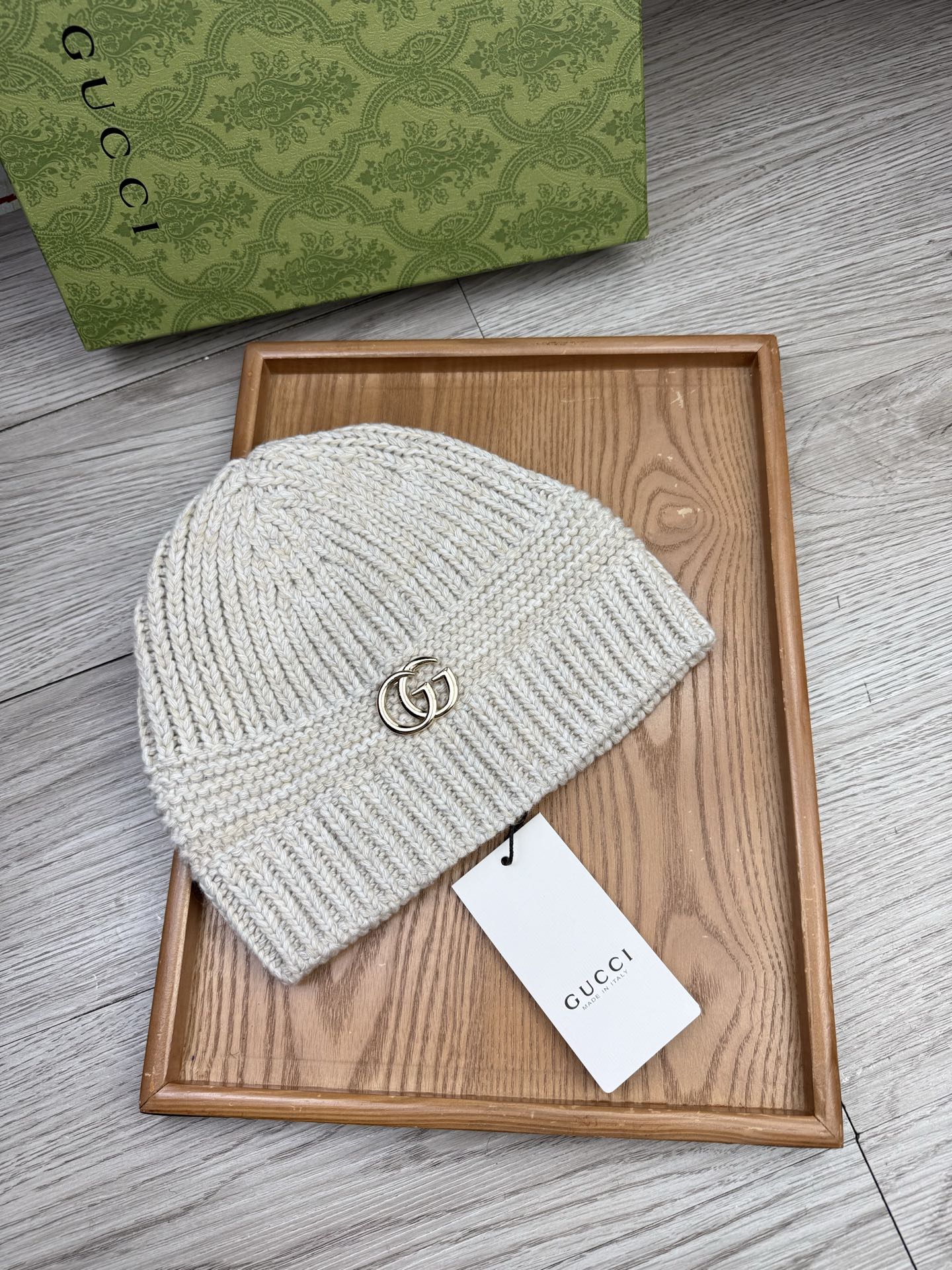 。G家。福利！【细毛线针织单帽】新款上架，特别实惠的一个系列帽子，面料：细毛线。密度紧致！毛线针织面料手