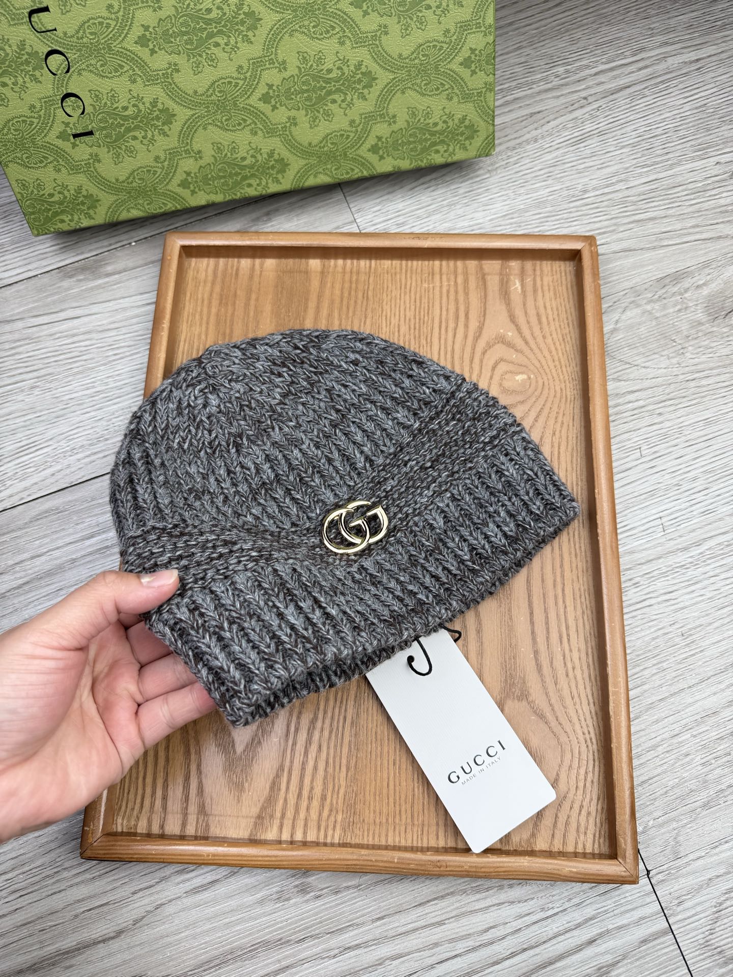 。G家。福利！【细毛线针织单帽】新款上架，特别实惠的一个系列帽子，面料：细毛线。密度紧致！毛线针织面料手