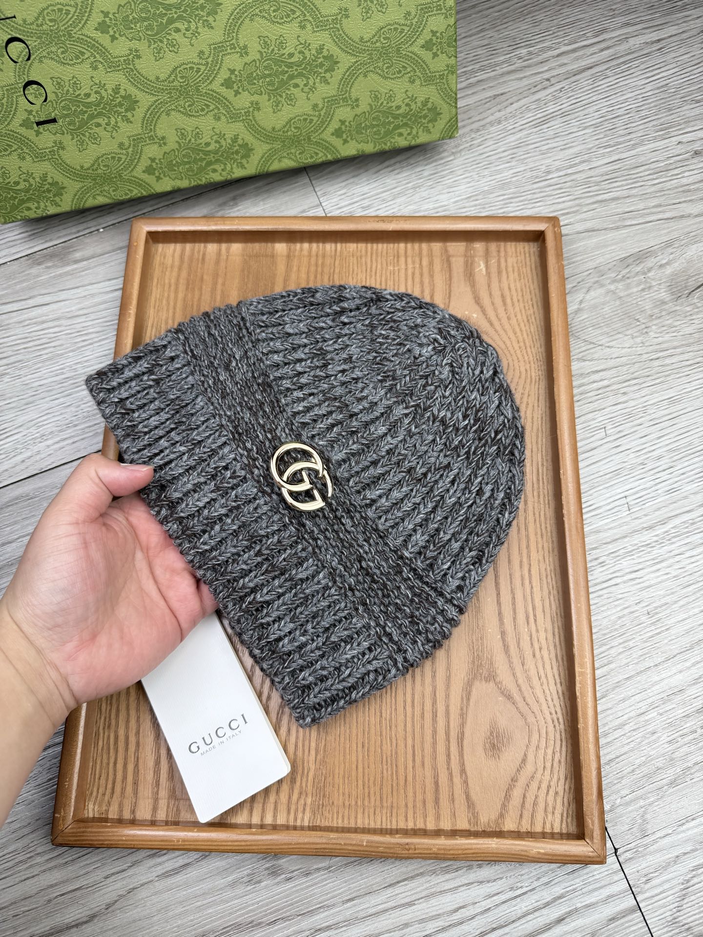 。G家。福利！【细毛线针织单帽】新款上架，特别实惠的一个系列帽子，面料：细毛线。密度紧致！毛线针织面料手