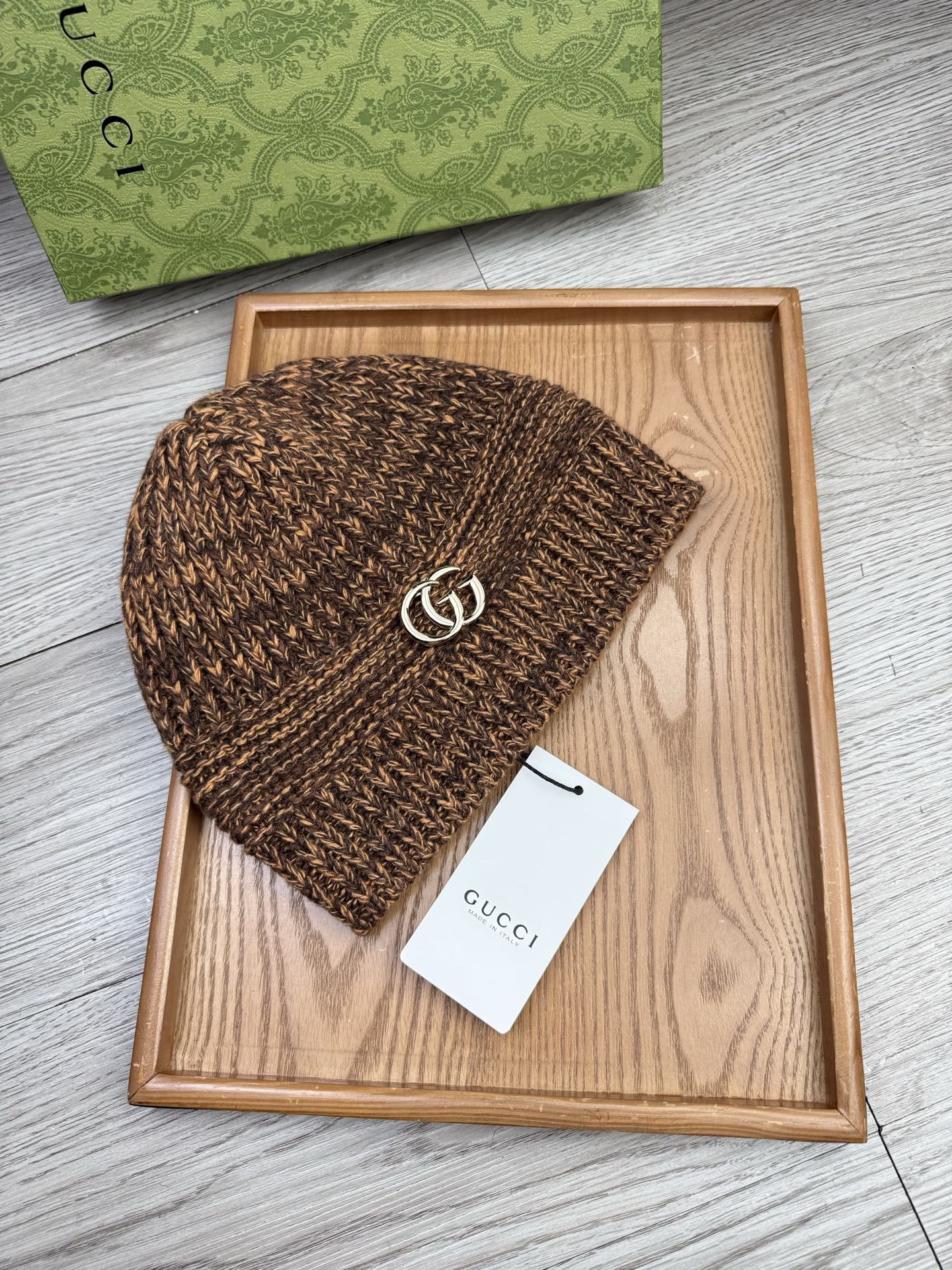 。G家。福利！【细毛线针织单帽】新款上架，特别实惠的一个系列帽子，面料：细毛线。密度紧致！毛线针织面料手