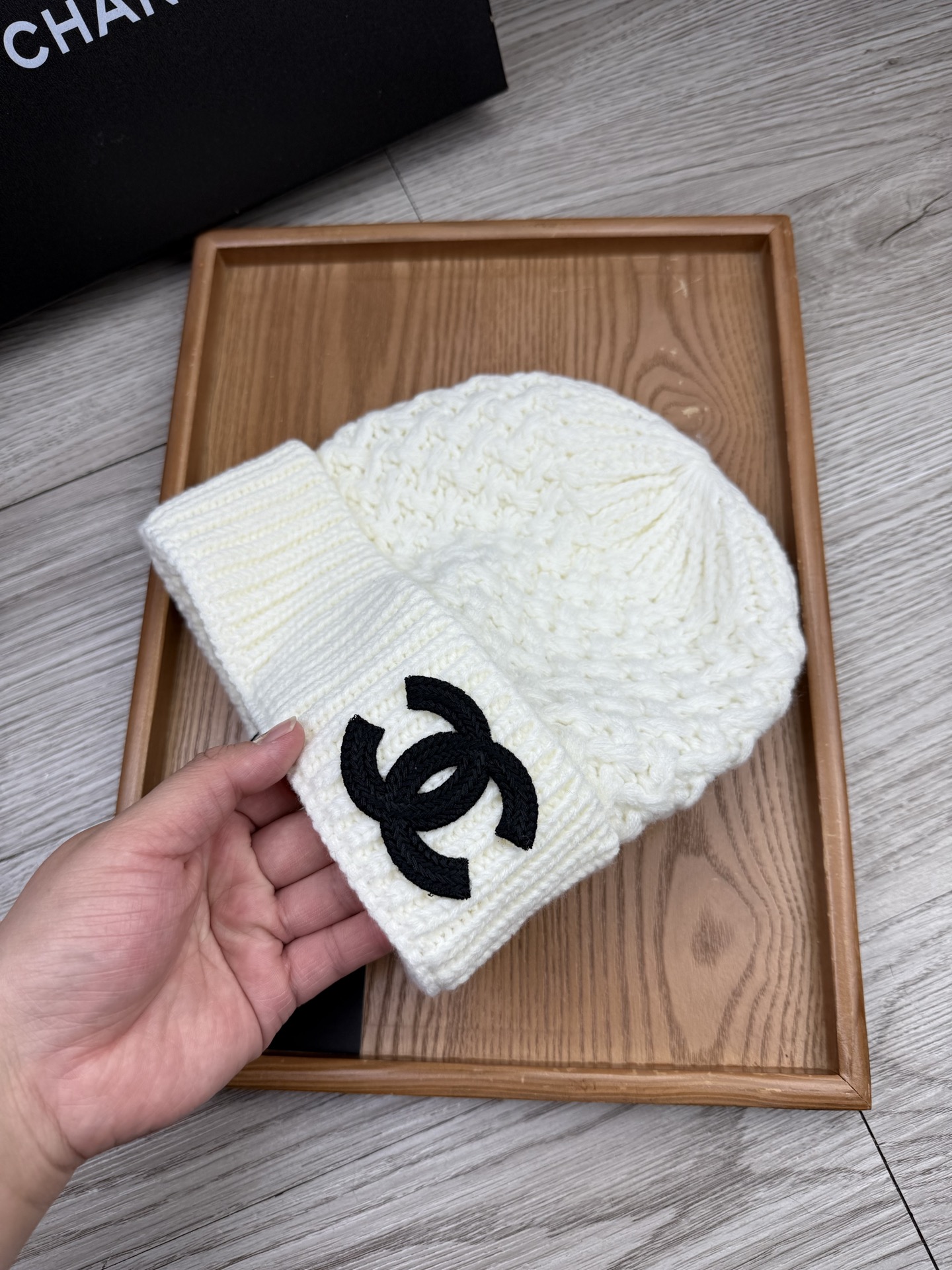 。C家。福利！【细毛线针织单帽】新款上架，特别实惠的一个系列帽子，面料：细毛线。密度紧致！毛线针织面料手