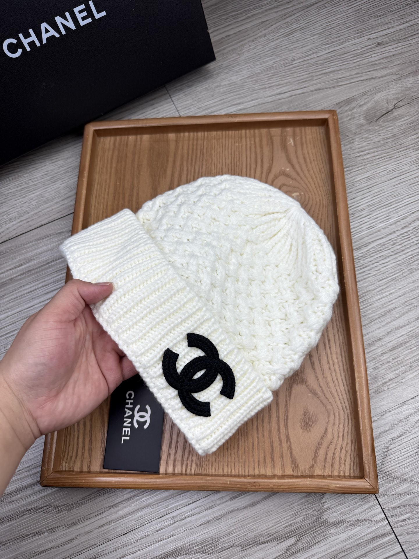 。C家。福利！【细毛线针织单帽】新款上架，特别实惠的一个系列帽子，面料：细毛线。密度紧致！毛线针织面料手