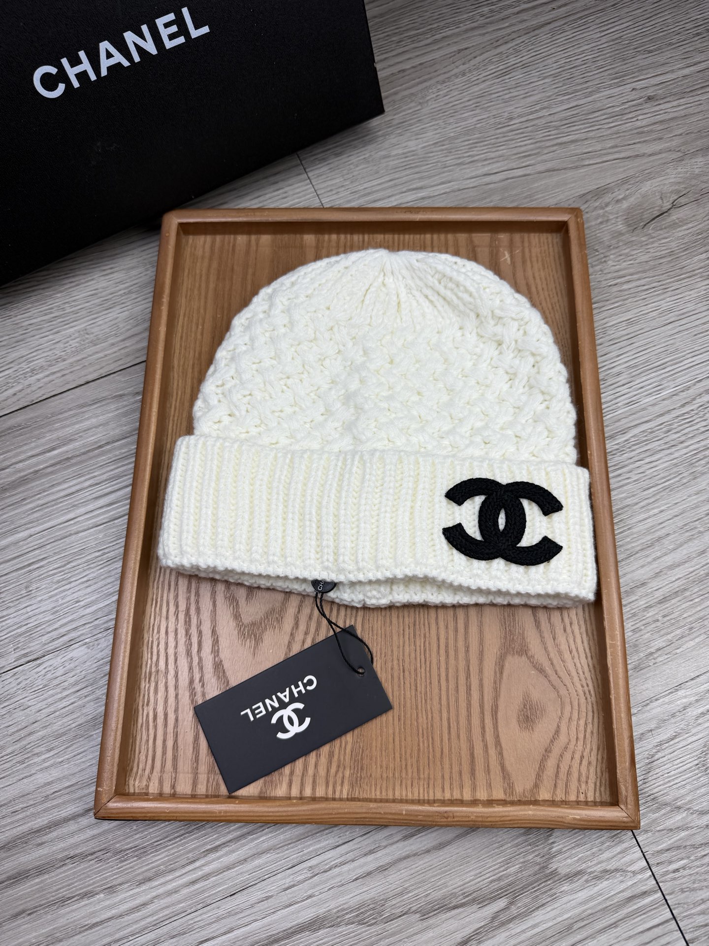 。C家。福利！【细毛线针织单帽】新款上架，特别实惠的一个系列帽子，面料：细毛线。密度紧致！毛线针织面料手