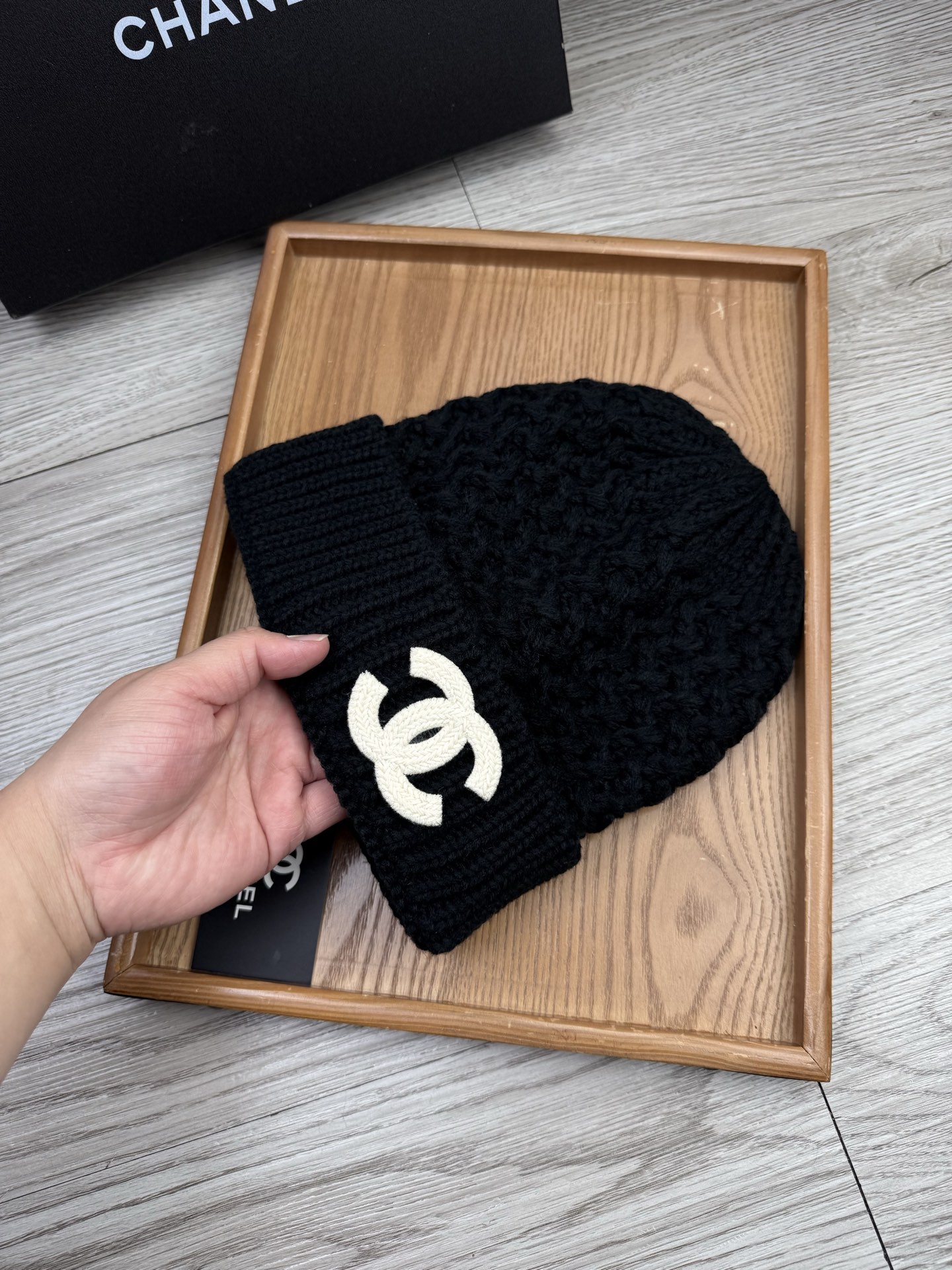 。C家。福利！【细毛线针织单帽】新款上架，特别实惠的一个系列帽子，面料：细毛线。密度紧致！毛线针织面料手