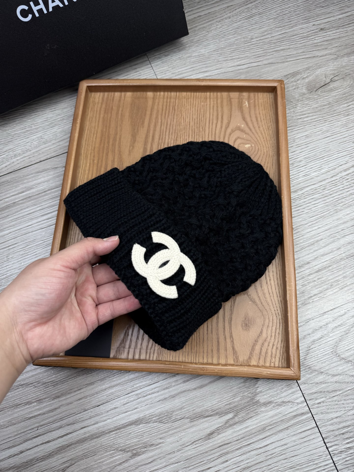 。C家。福利！【细毛线针织单帽】新款上架，特别实惠的一个系列帽子，面料：细毛线。密度紧致！毛线针织面料手