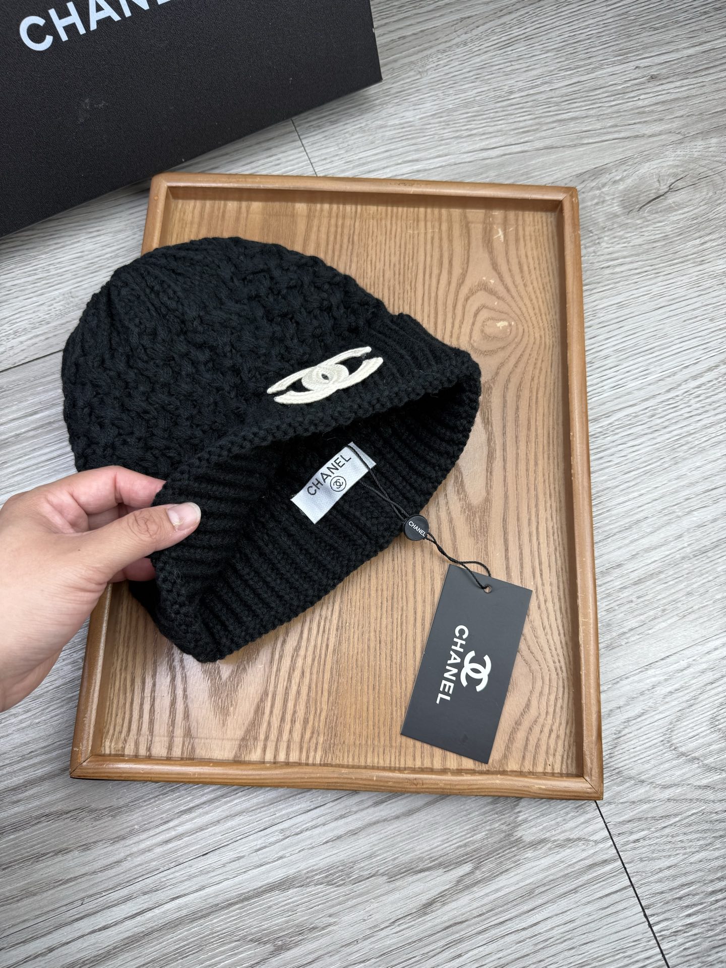 。C家。福利！【细毛线针织单帽】新款上架，特别实惠的一个系列帽子，面料：细毛线。密度紧致！毛线针织面料手