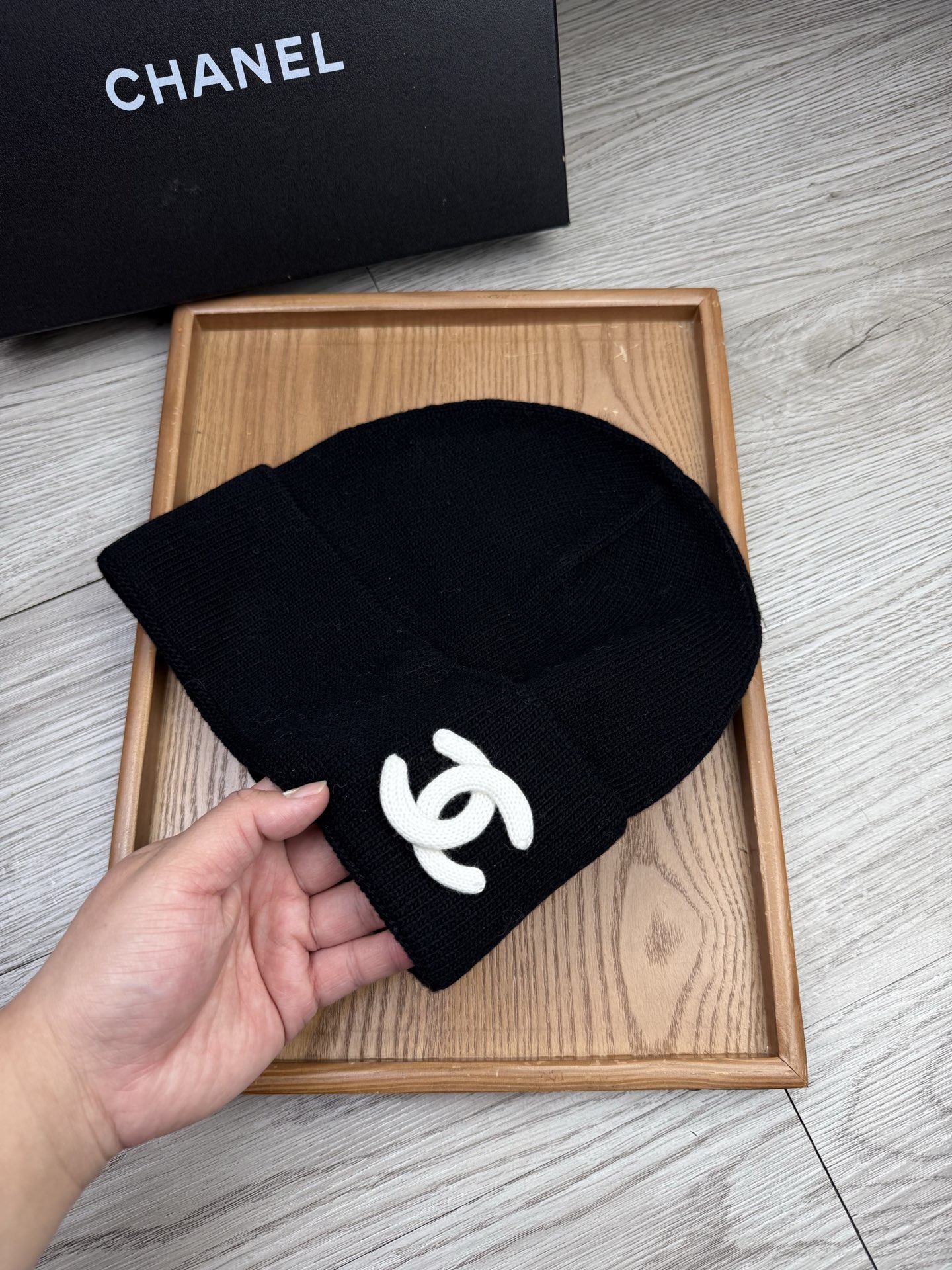 。C家。福利！【细羊毛针织单帽】新款上架，特别实惠的一个系列帽子，面料：细毛线。密度紧致！毛线针织面料手