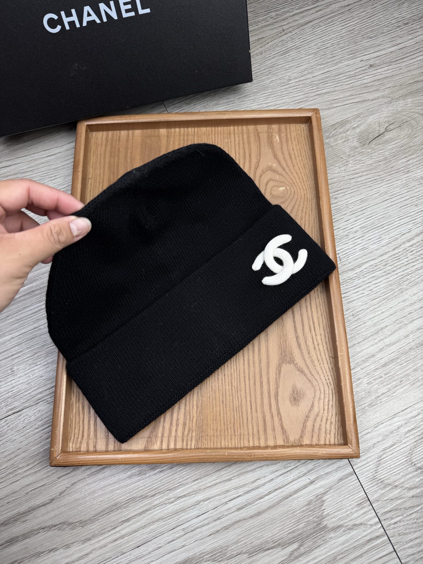 。C家。福利！【细羊毛针织单帽】新款上架，特别实惠的一个系列帽子，面料：细毛线。密度紧致！毛线针织面料手