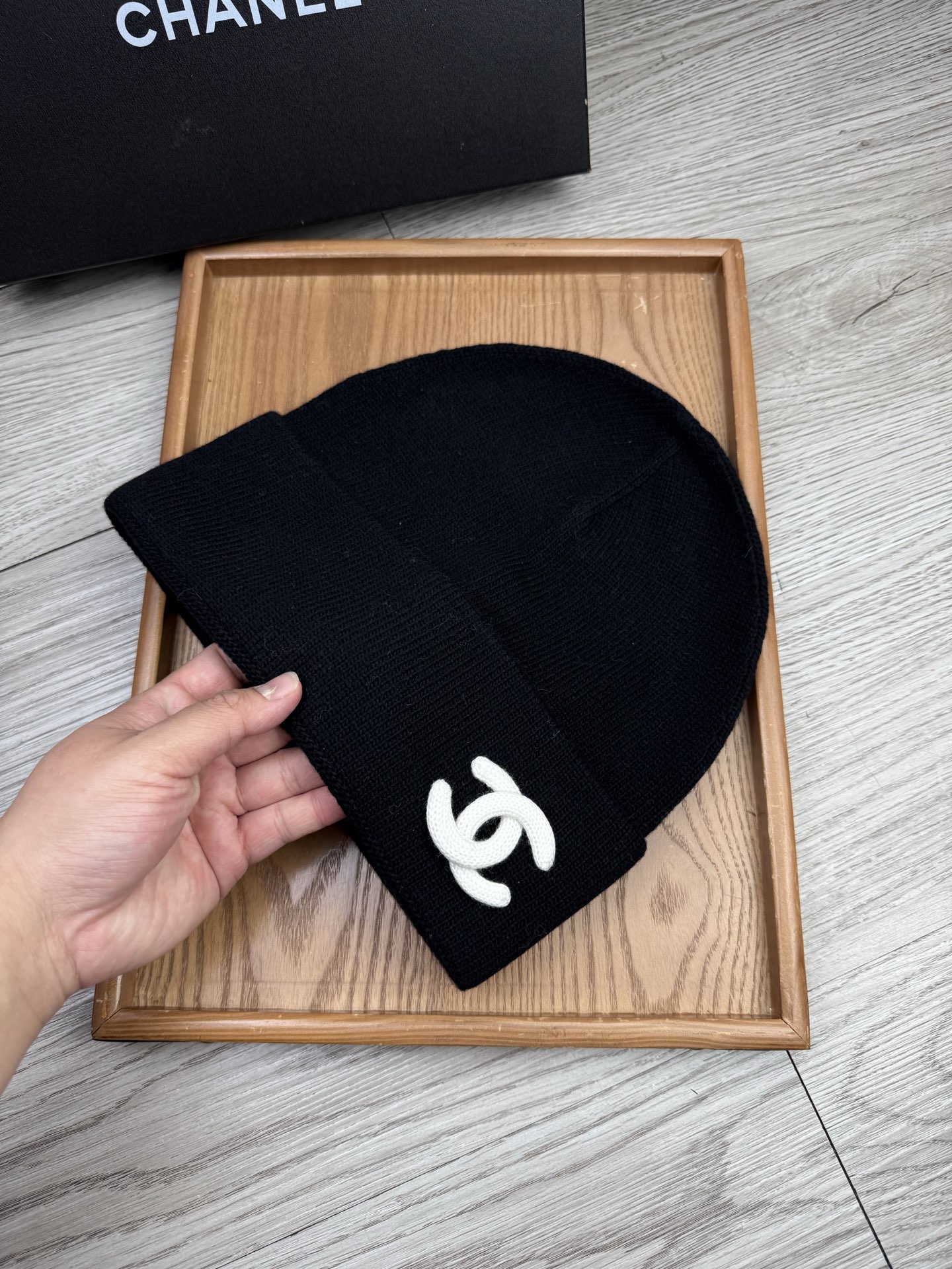 。C家。福利！【细羊毛针织单帽】新款上架，特别实惠的一个系列帽子，面料：细毛线。密度紧致！毛线针织面料手