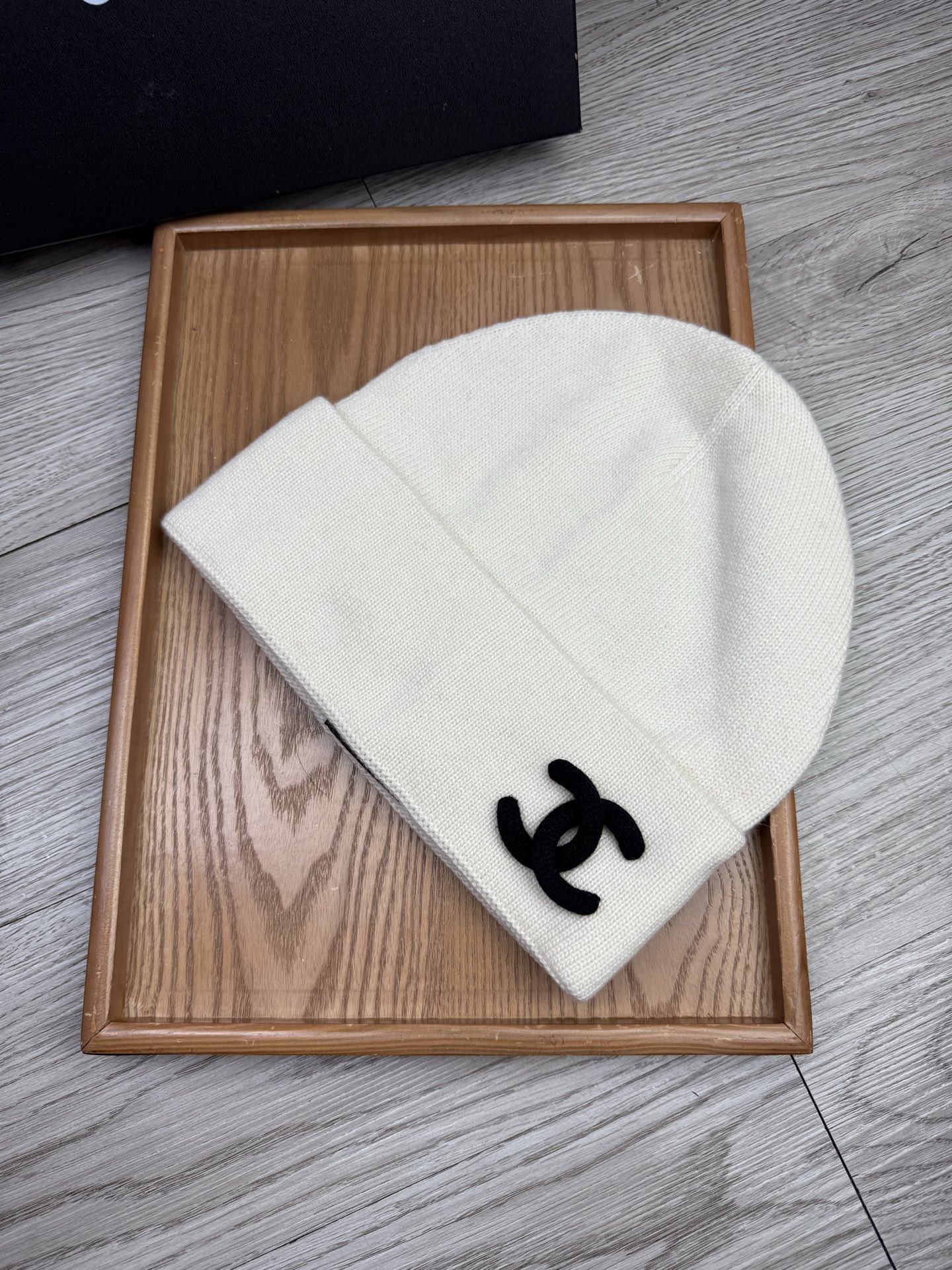 。C家。福利！【细羊毛针织单帽】新款上架，特别实惠的一个系列帽子，面料：细毛线。密度紧致！毛线针织面料手