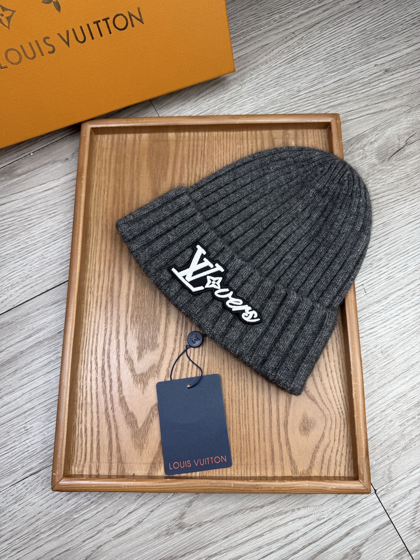 。L家。福利！【细羊毛针织单帽】新款上架，特别实惠的一个系列帽子，面料：细毛线。密度紧致！毛线针织面料手