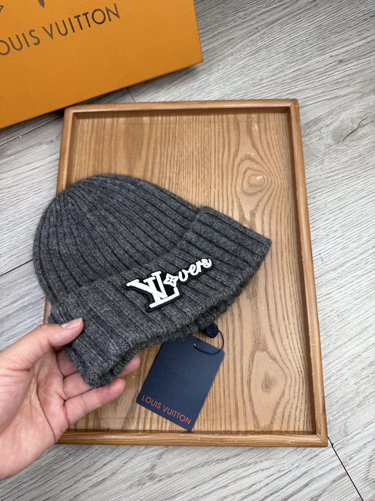 。L家。福利！【细羊毛针织单帽】新款上架，特别实惠的一个系列帽子，面料：细毛线。密度紧致！毛线针织面料手