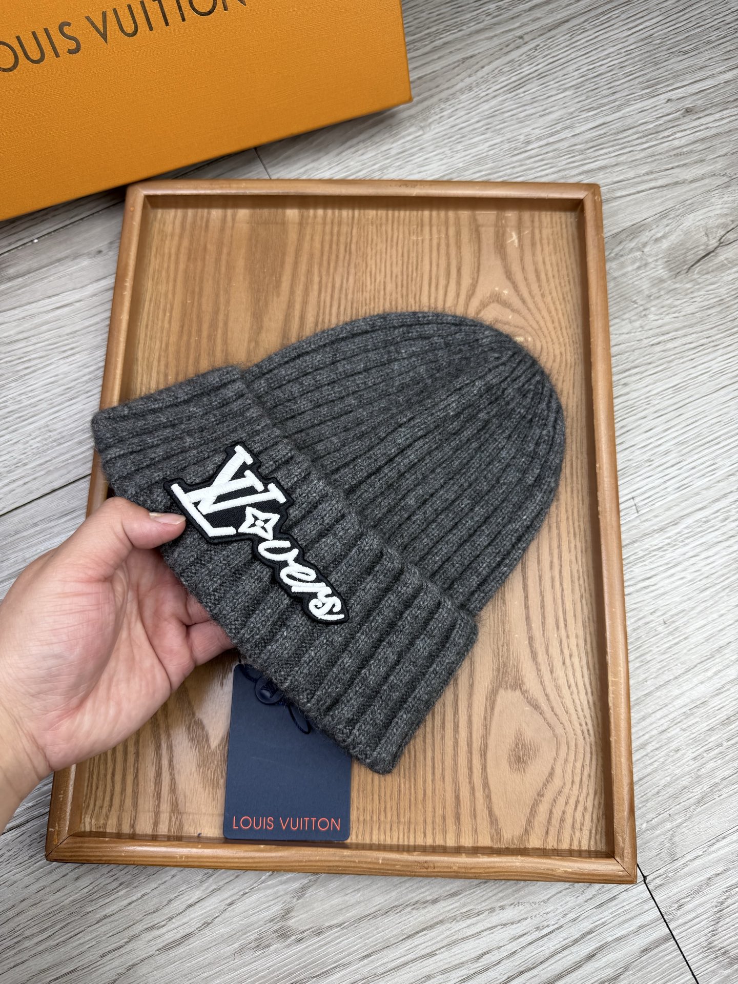 。L家。福利！【细羊毛针织单帽】新款上架，特别实惠的一个系列帽子，面料：细毛线。密度紧致！毛线针织面料手