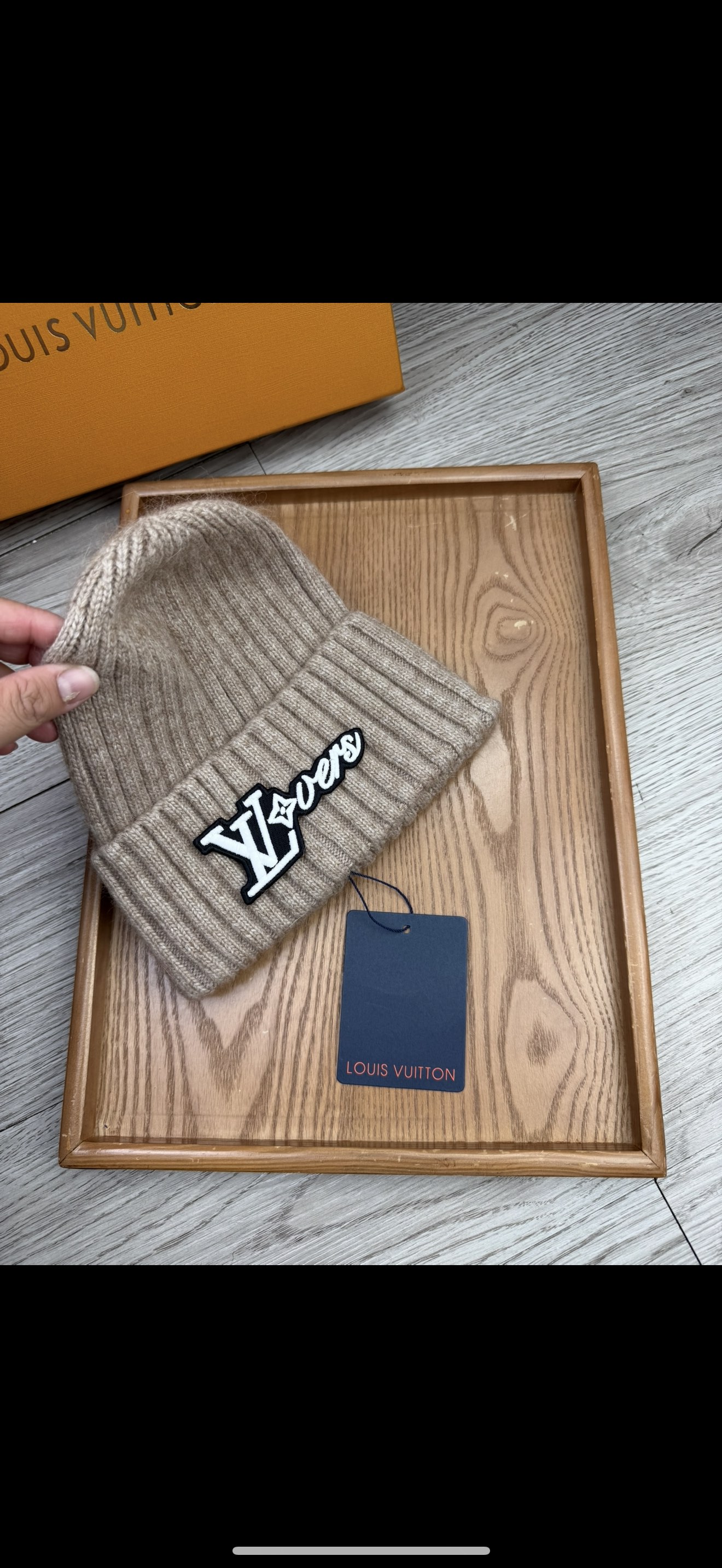 。L家。福利！【细羊毛针织单帽】新款上架，特别实惠的一个系列帽子，面料：细毛线。密度紧致！毛线针织面料手