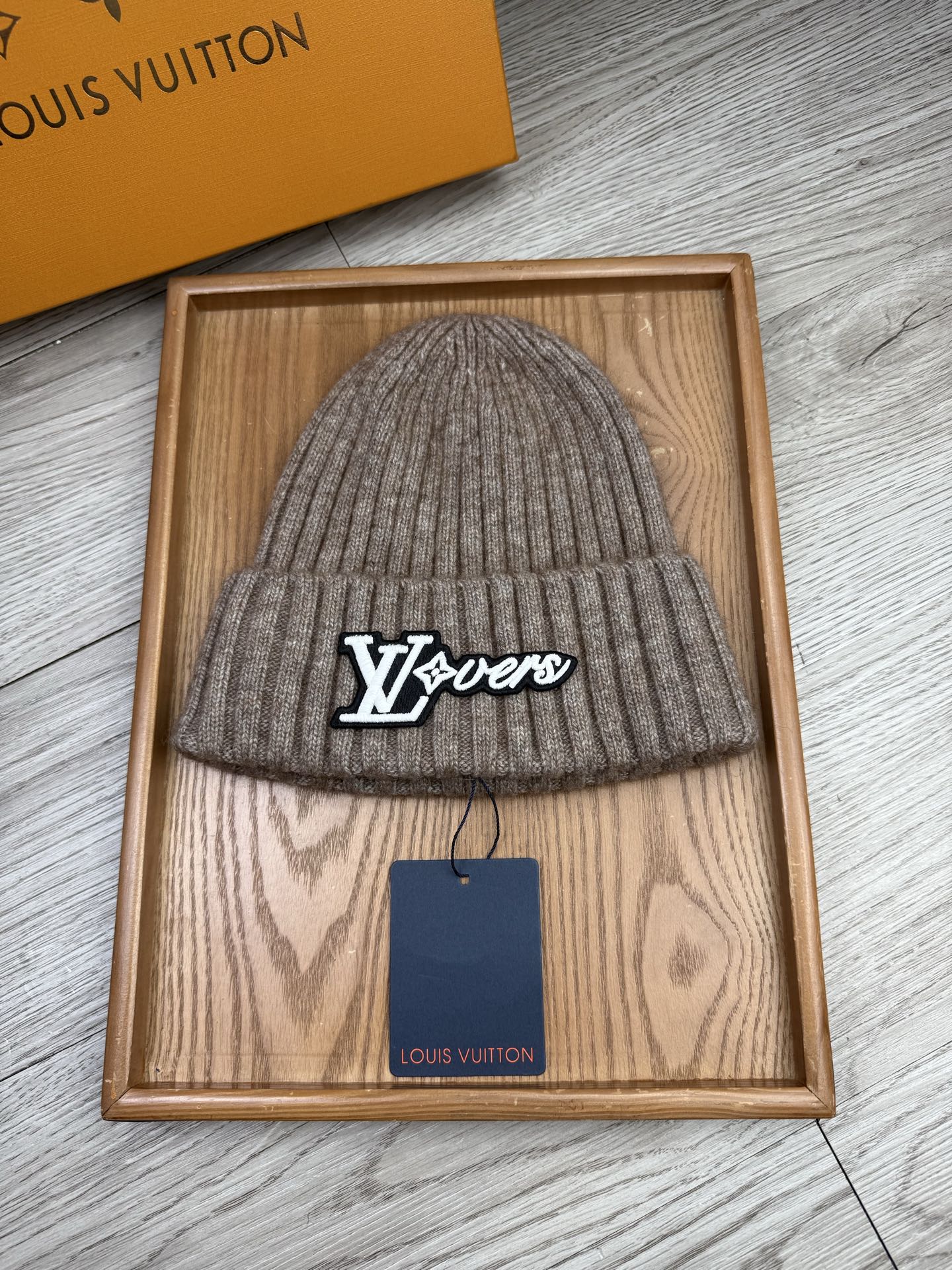 。L家。福利！【细羊毛针织单帽】新款上架，特别实惠的一个系列帽子，面料：细毛线。密度紧致！毛线针织面料手