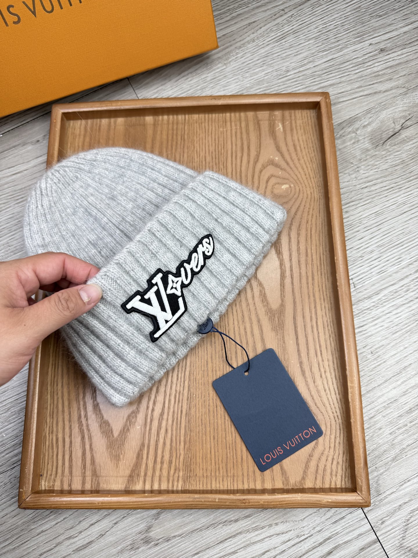 。L家。福利！【细羊毛针织单帽】新款上架，特别实惠的一个系列帽子，面料：细毛线。密度紧致！毛线针织面料手