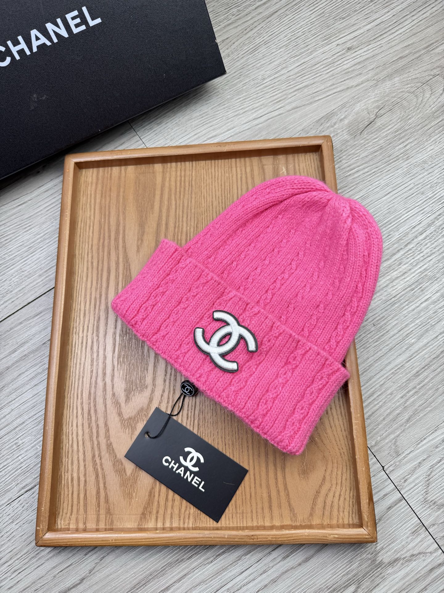 。C家。福利！【细毛线针织单帽】新款上架，特别实惠的一个系列帽子，面料：细毛线。密度紧致！毛线针织面料手