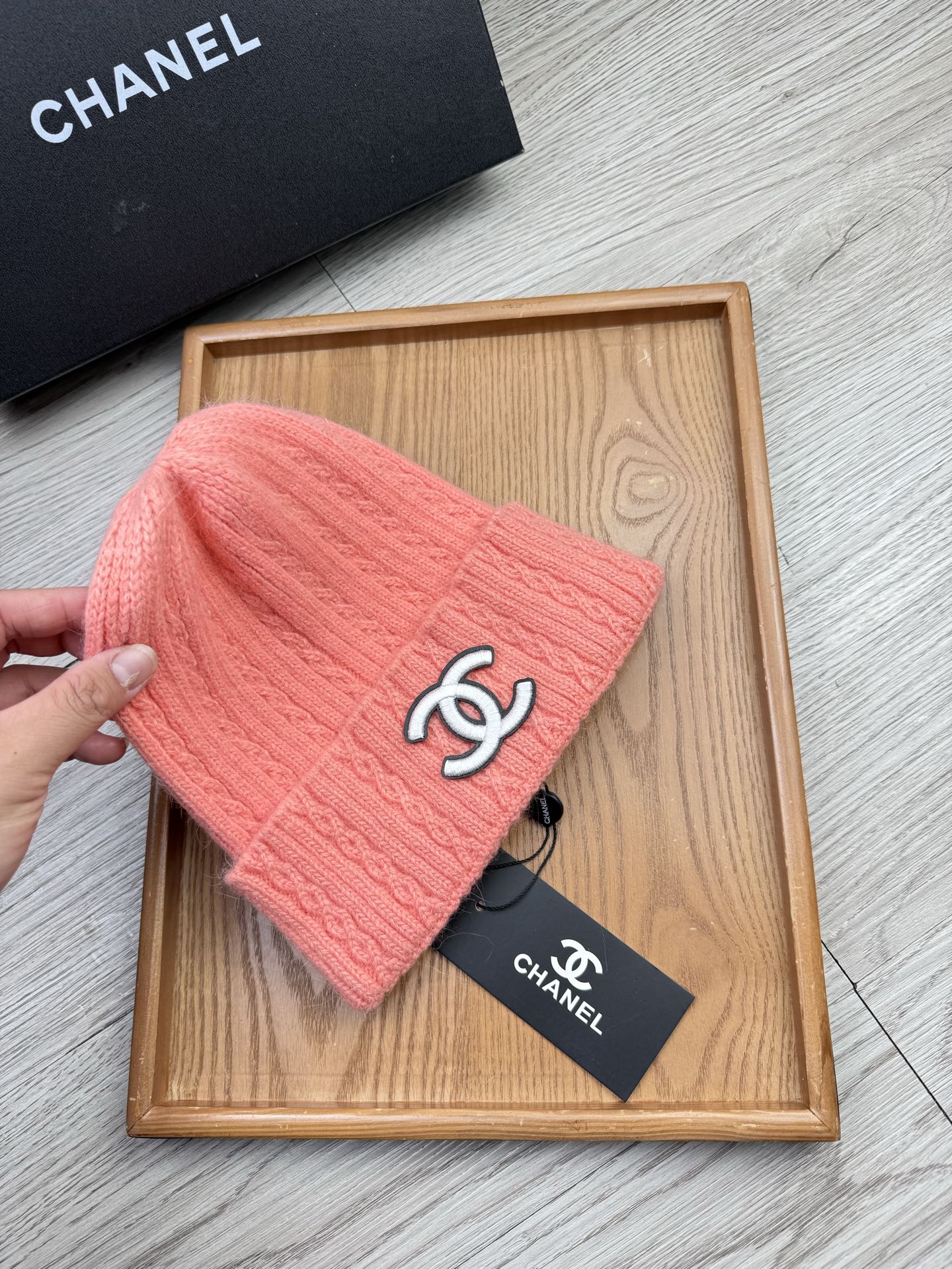 。C家。福利！【细毛线针织单帽】新款上架，特别实惠的一个系列帽子，面料：细毛线。密度紧致！毛线针织面料手